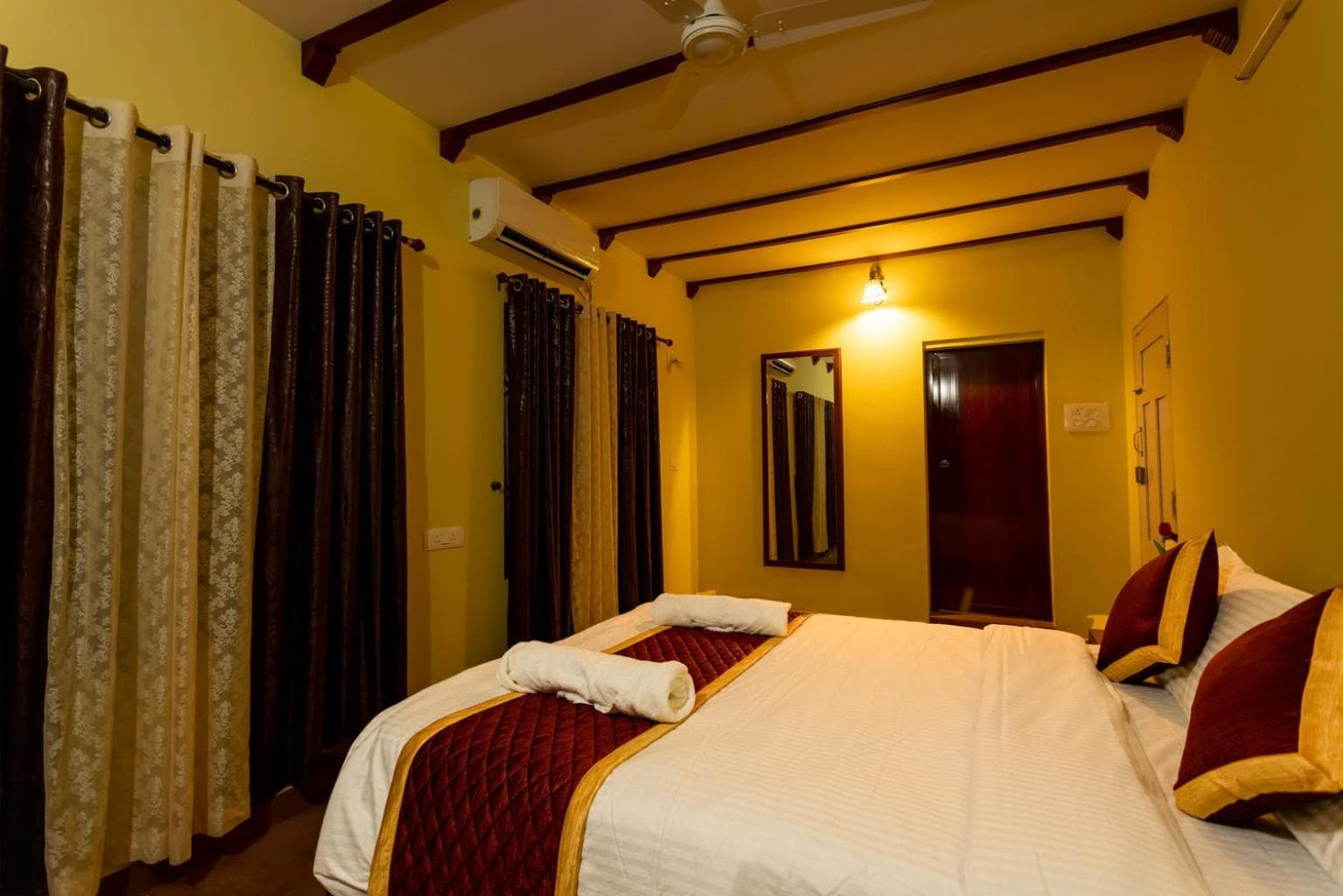 The Mayflower - Heritage Villa photo 2