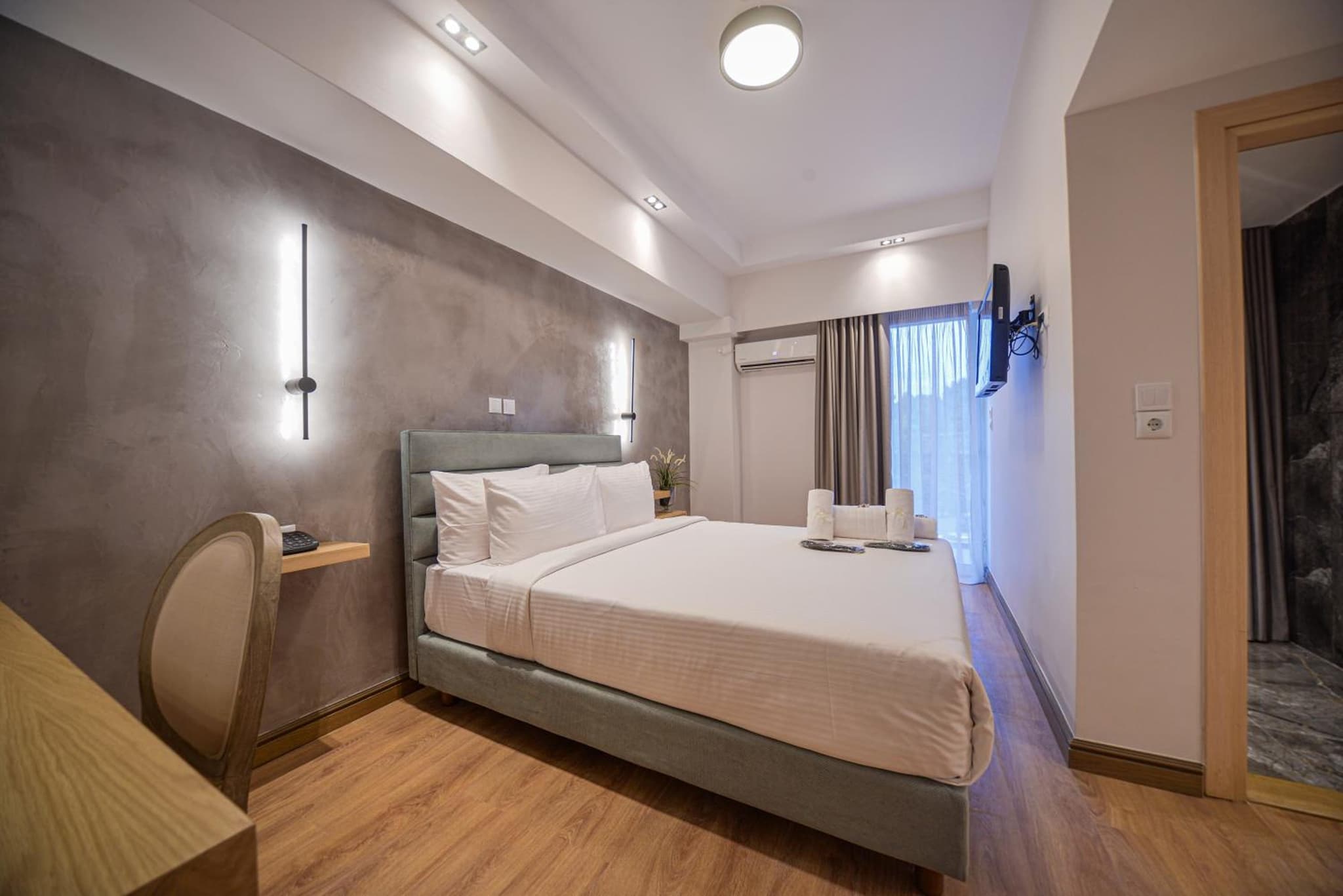 Anixi Hotel by AP photo 2