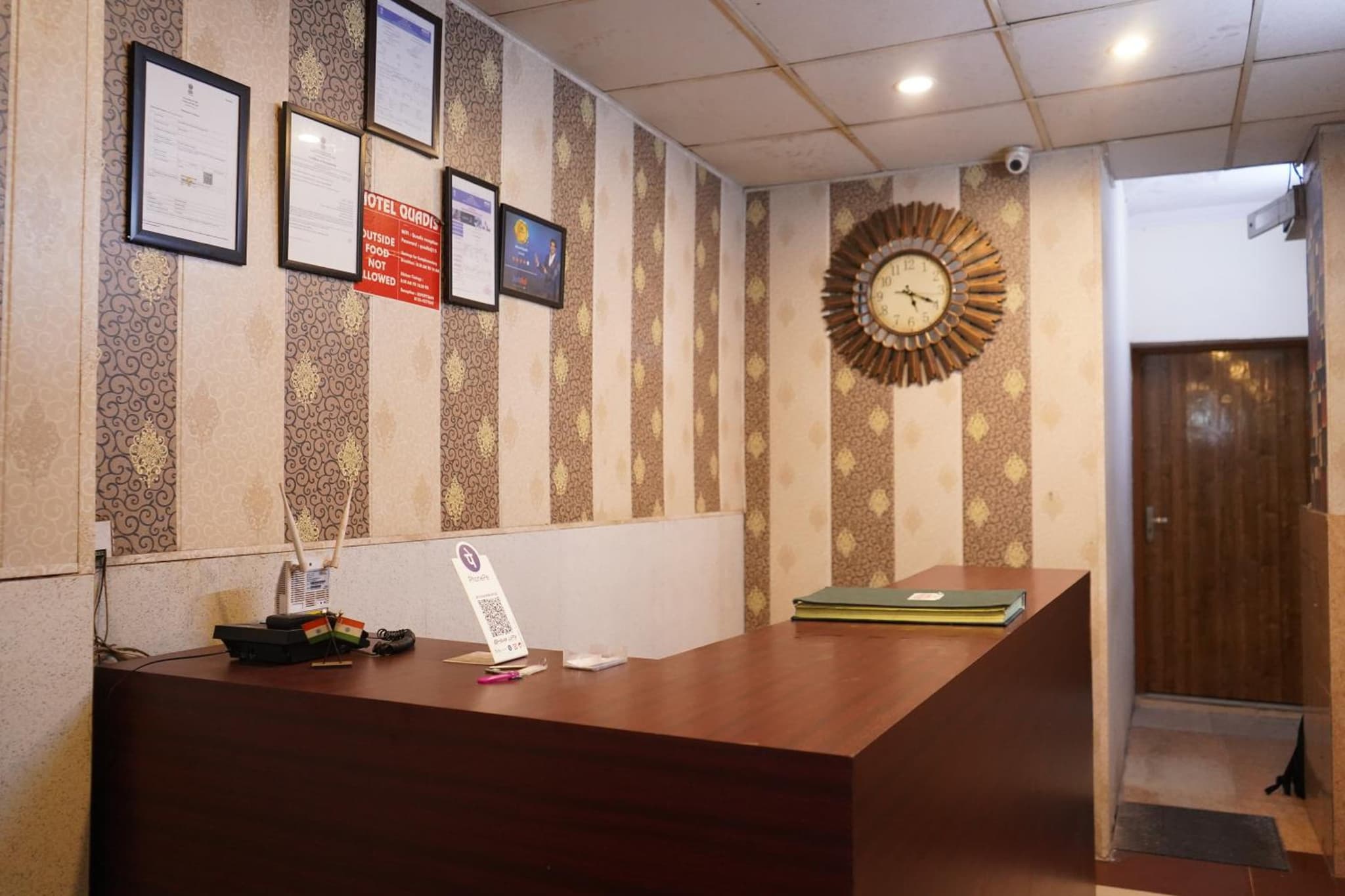Hotel Quadis - Noida sec 15 photo 5