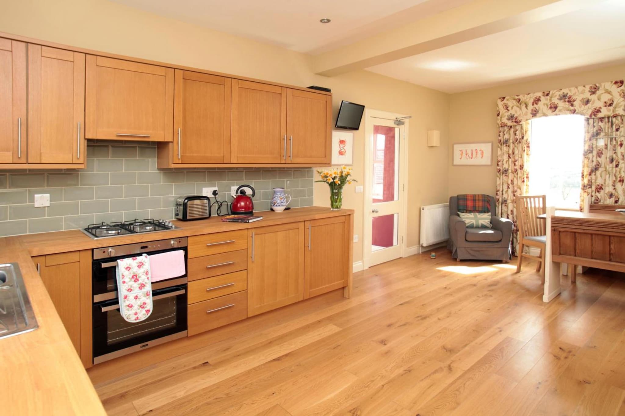 High Clachan Farmhouse photo 9