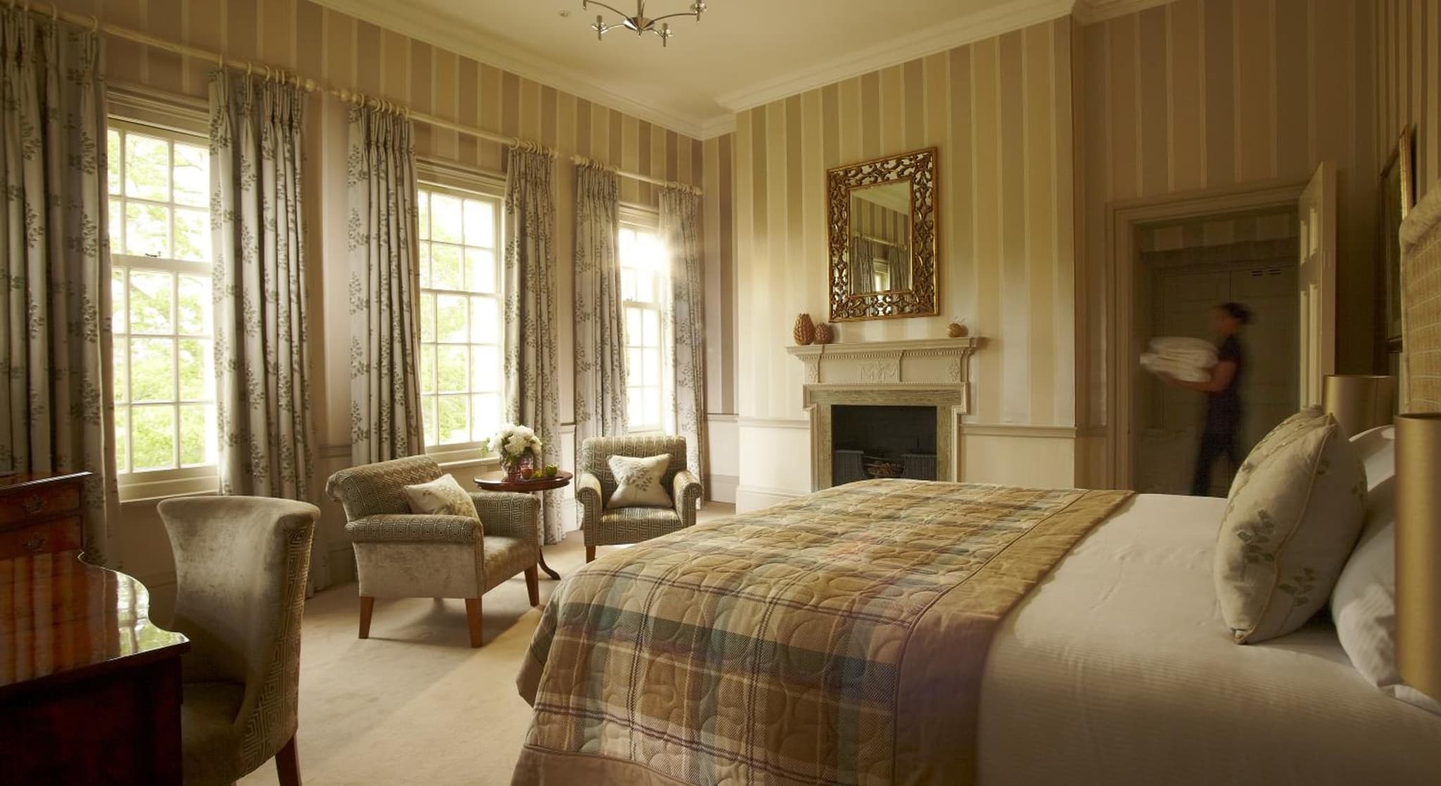 Brockencote Hall photo 2