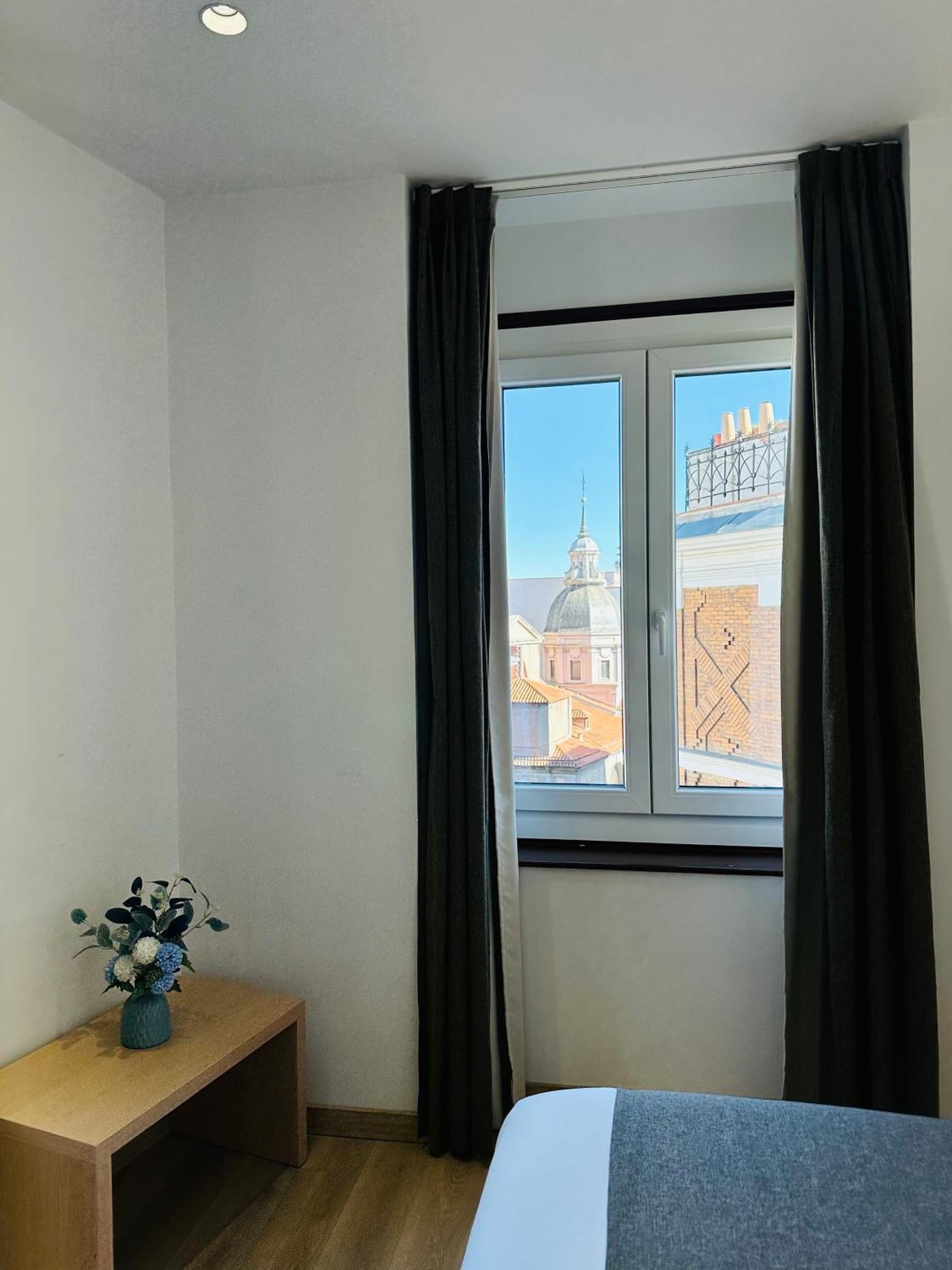 Hostal Abadia Madrid photo 2