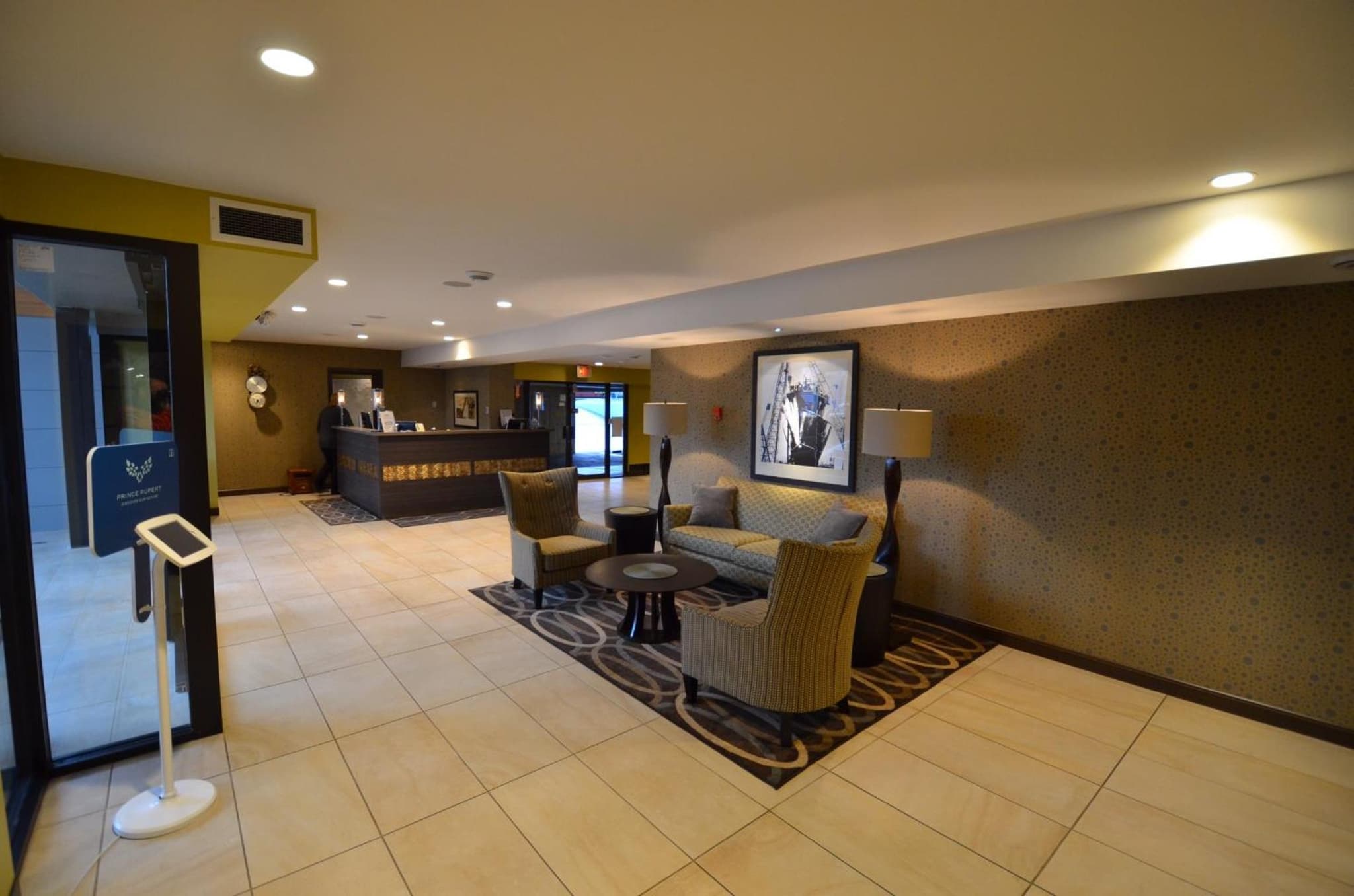 The Pacific Inn photo 9