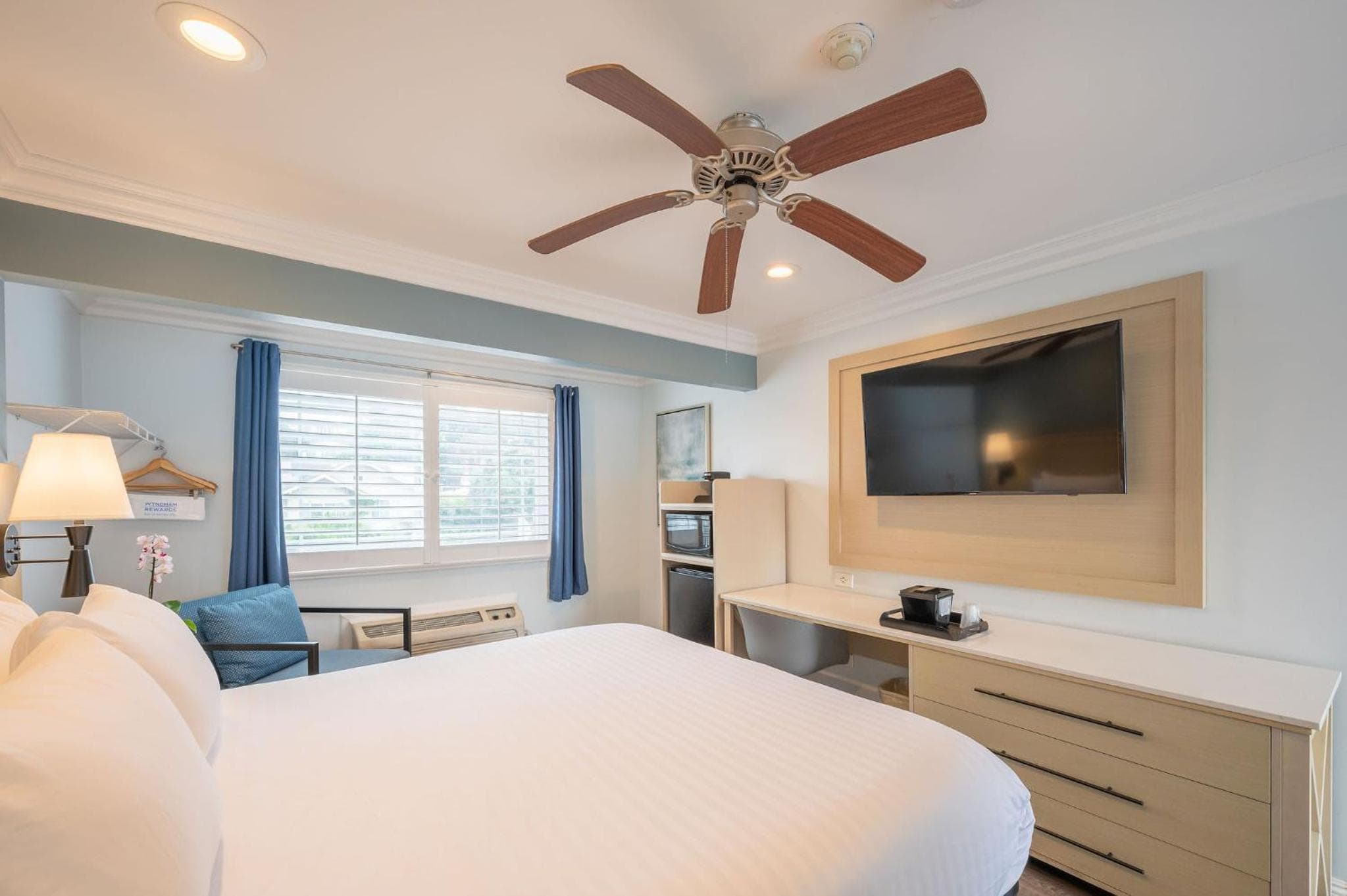 Ramada by Wyndham Redondo Beach photo 4