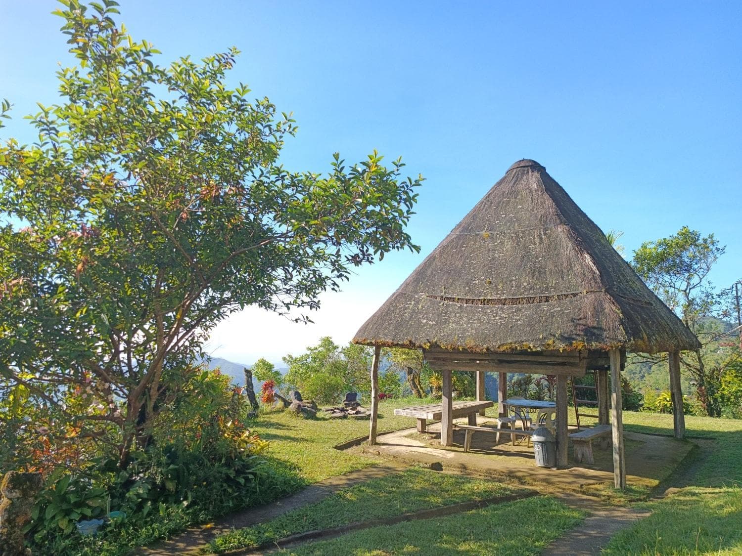 Hiwang Native House Inn & Viewdeck photo 9