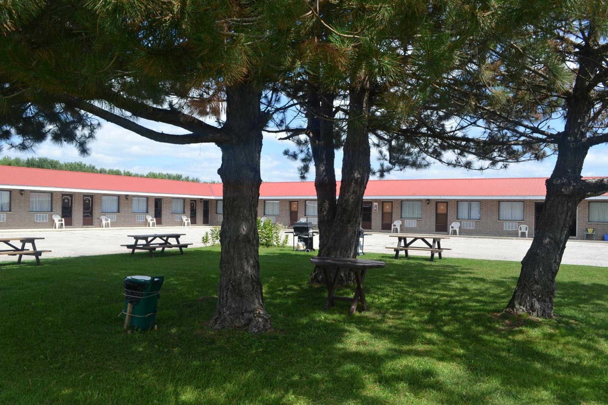 Lighthouse Motel photo 8