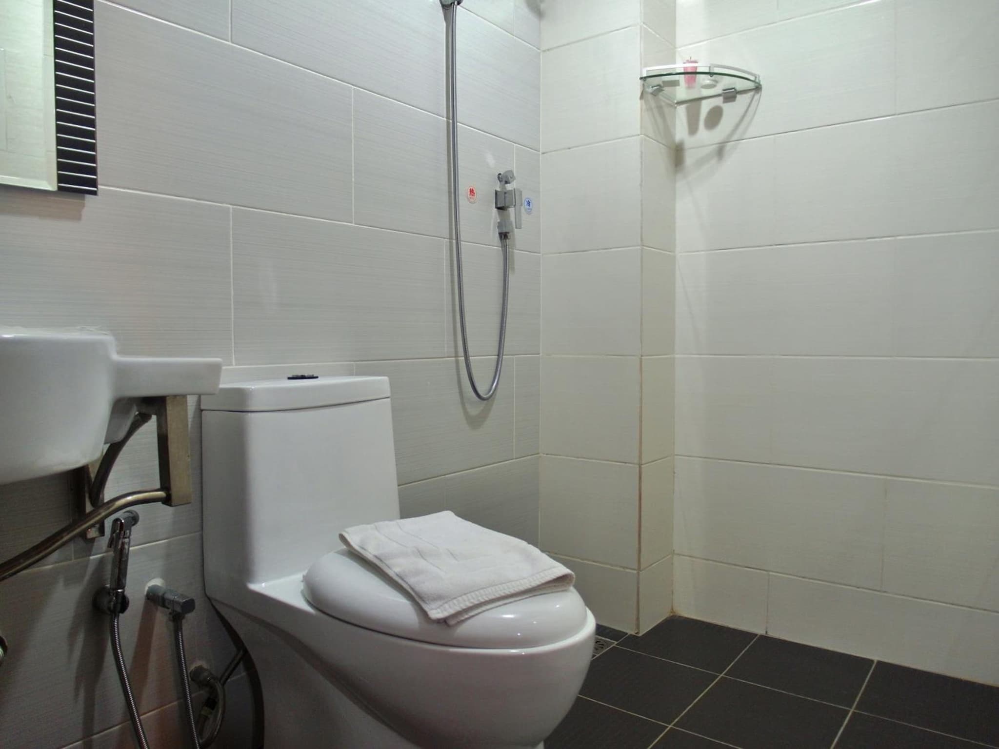 Classic Kinabalu Hotel photo 7
