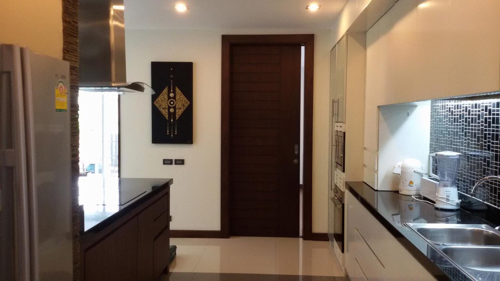 Karon Suite Apartment photo 5