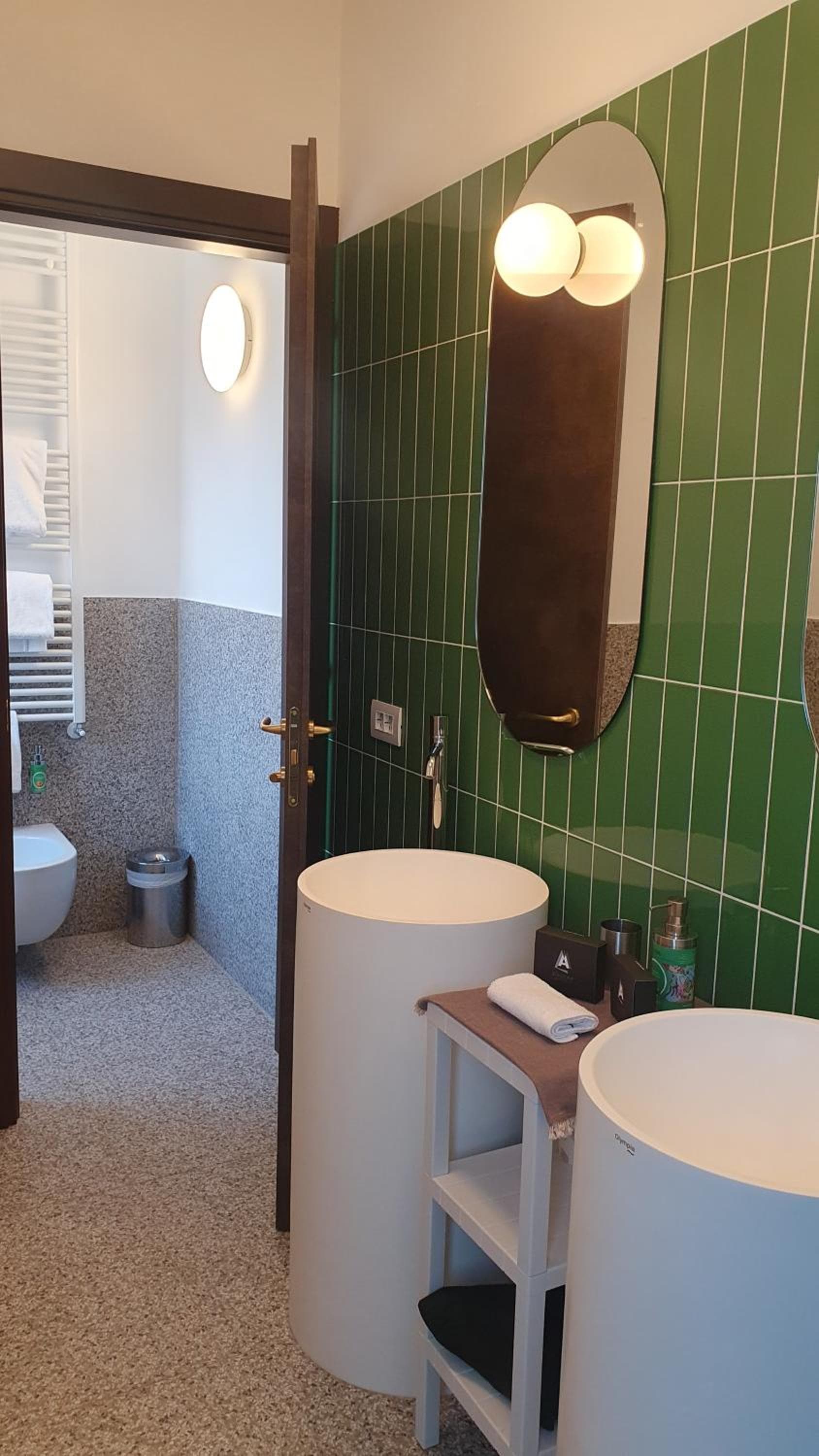 OMAMA Hotel photo 4