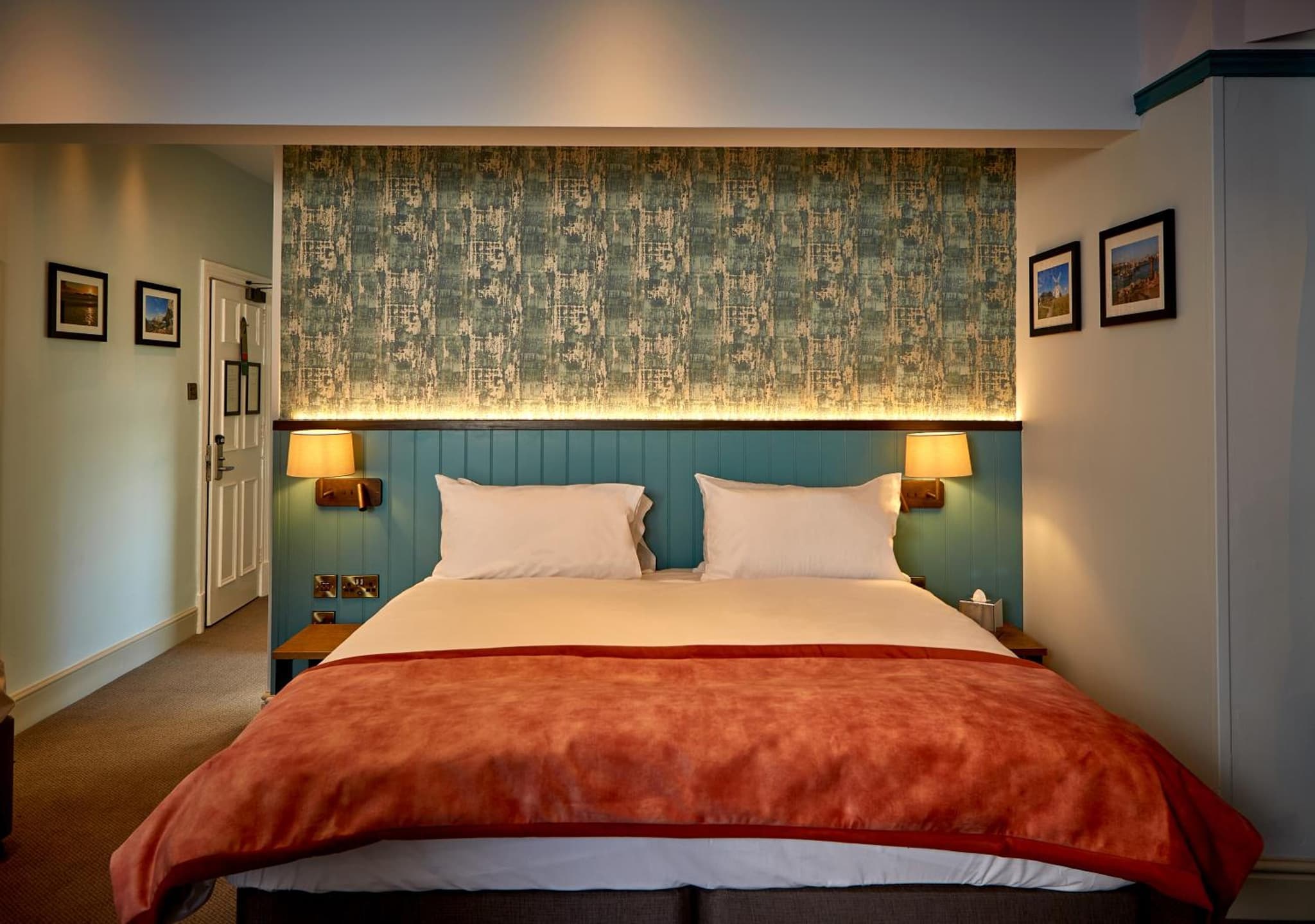 Anglesey Arms Hotel photo 9