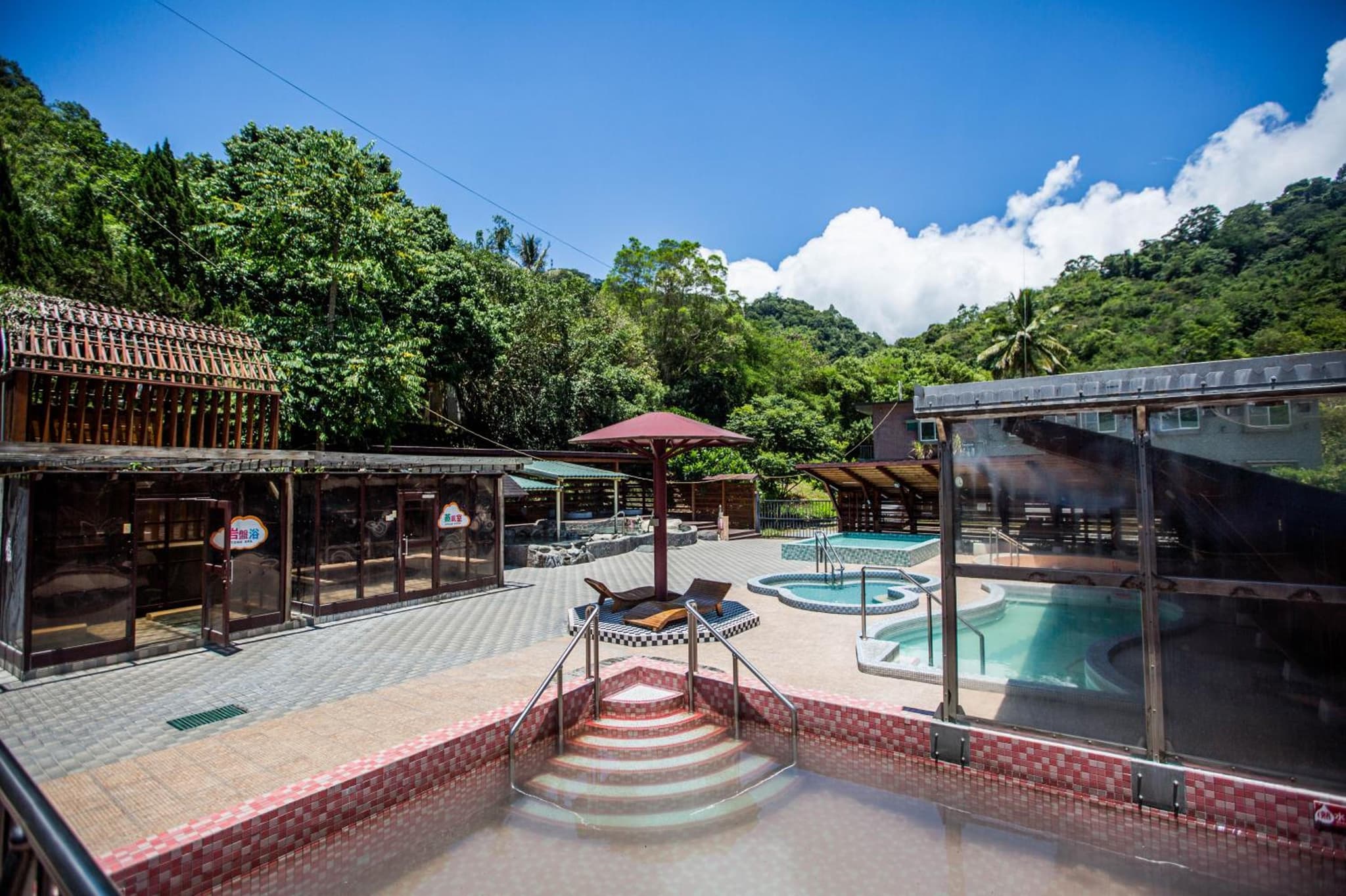 An Tong Hot Spring Hotel photo 8