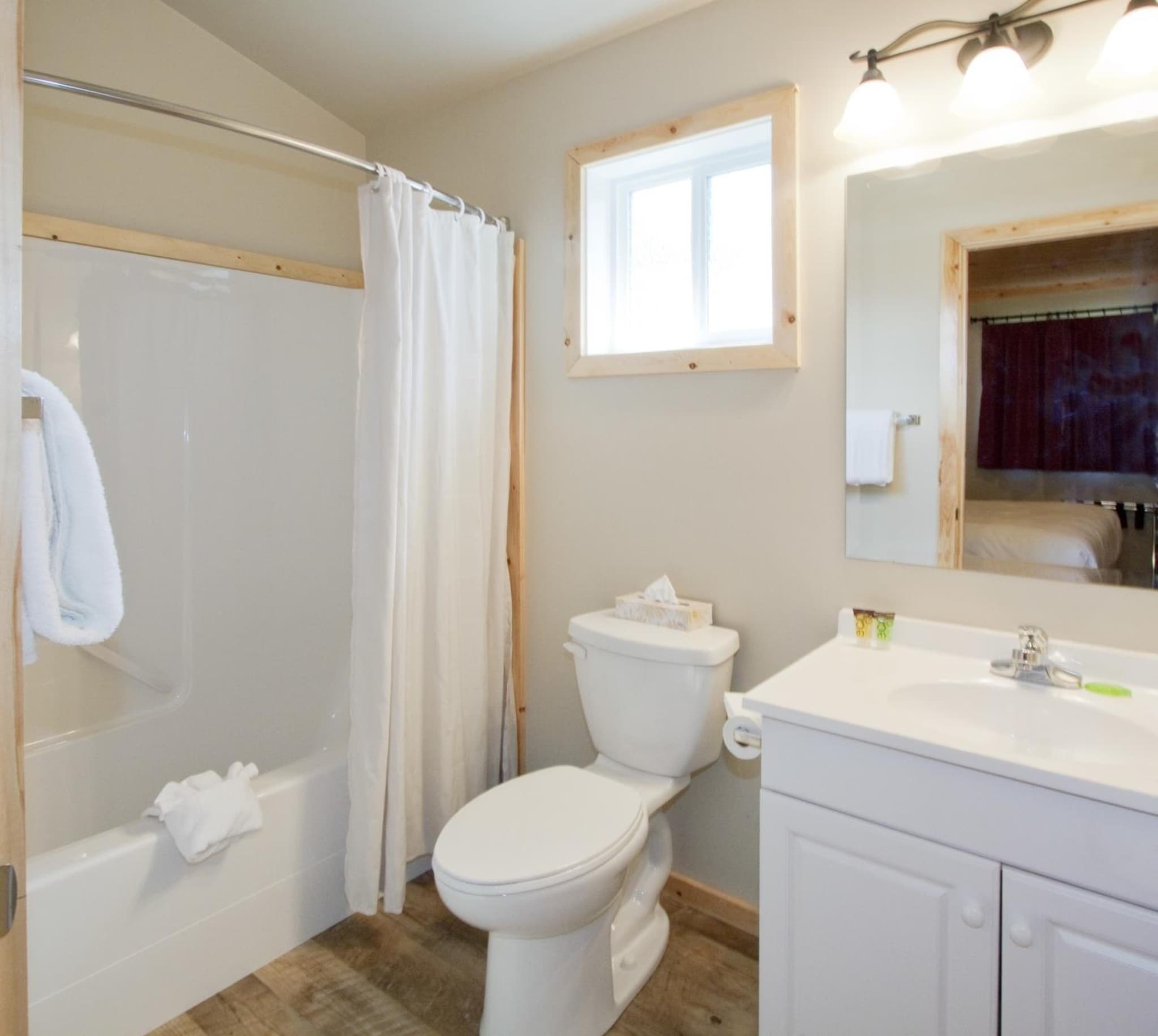 Jasper East Cabins photo 6
