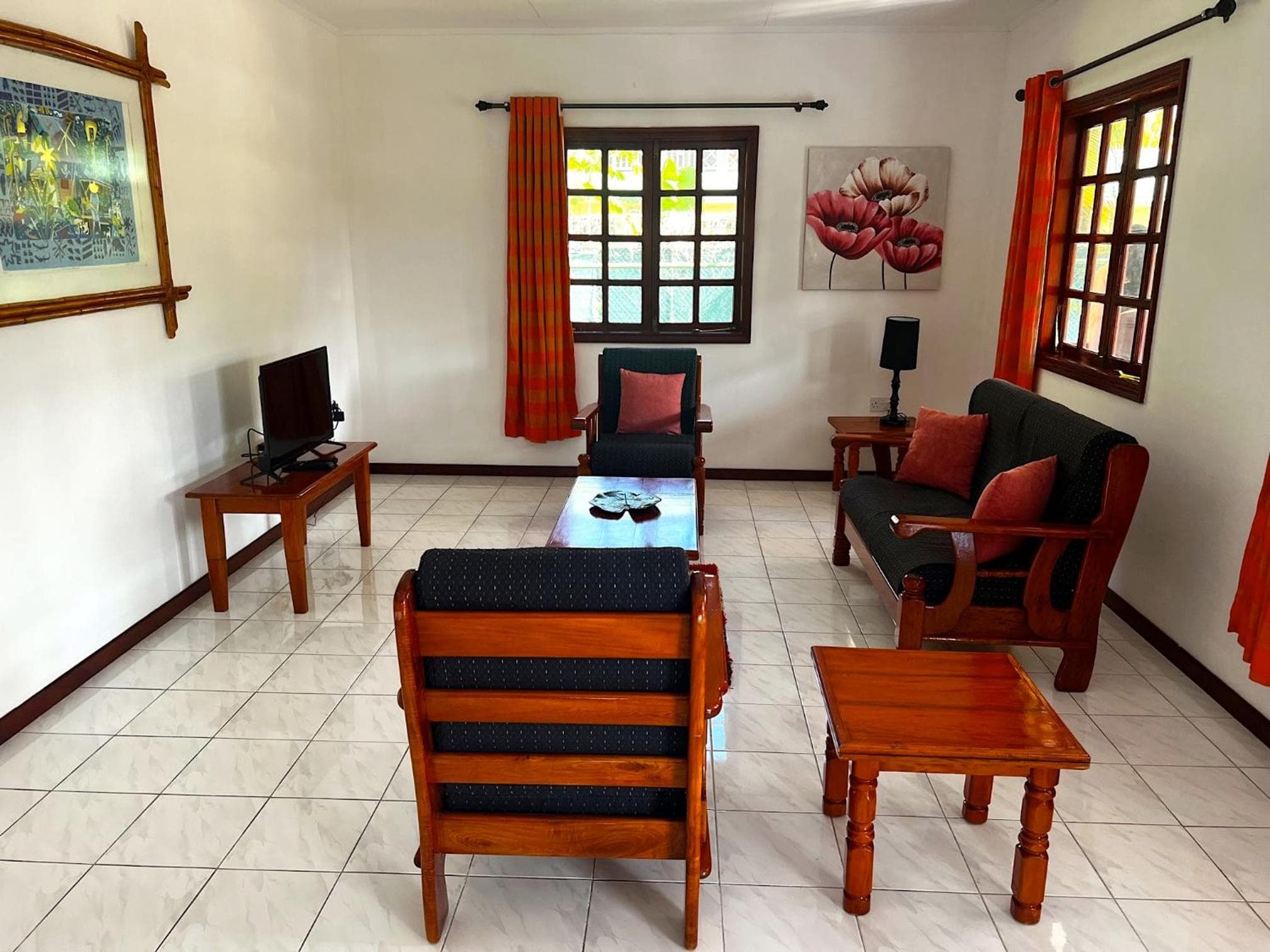 Sunset Cove Villa photo 4