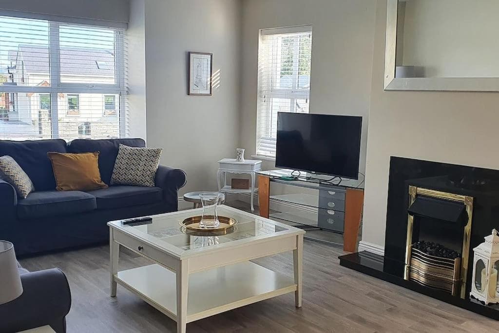Superb 4 Bed / 3 Bath Bungalow in Mitchelstown photo 8
