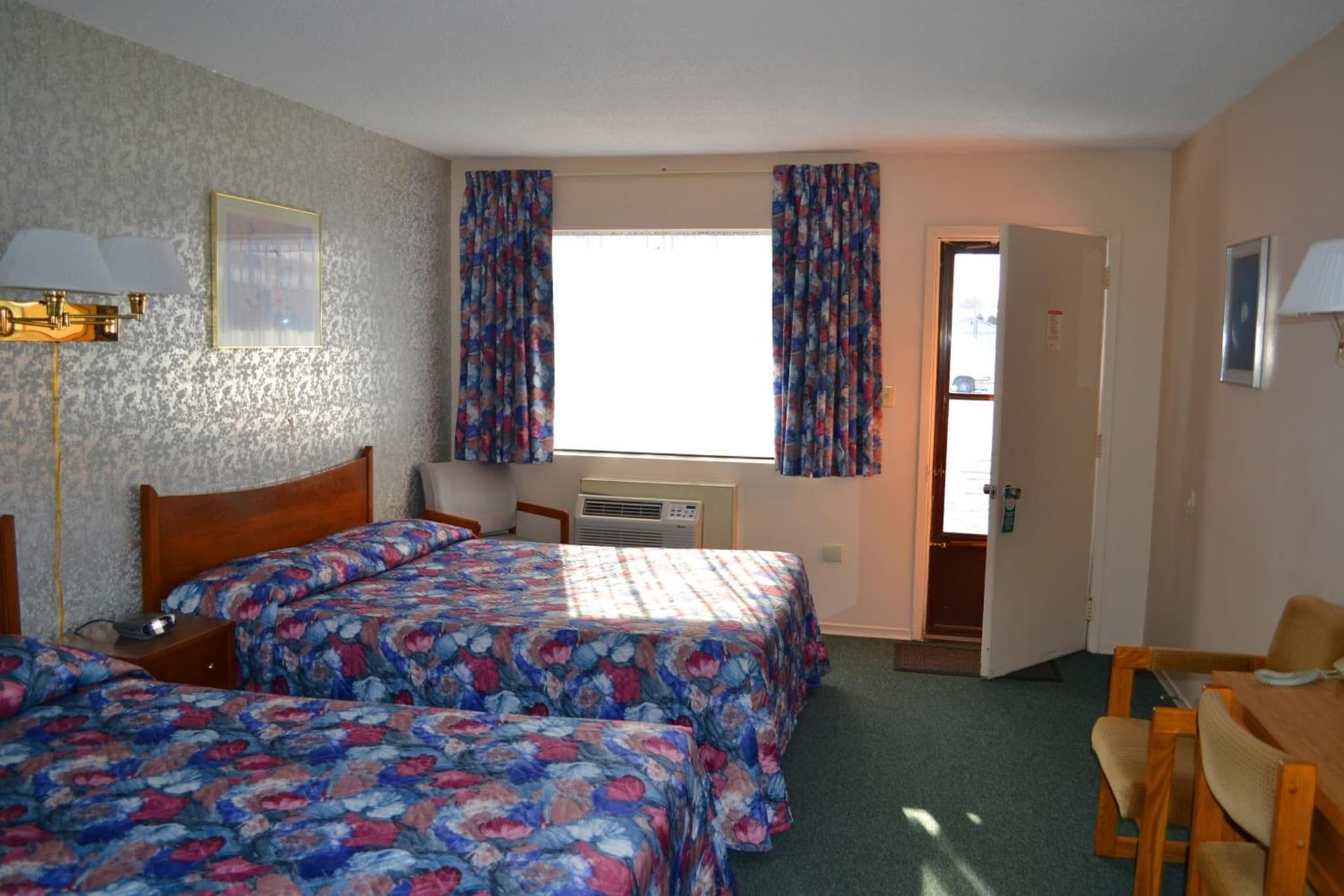Lighthouse Motel photo 2