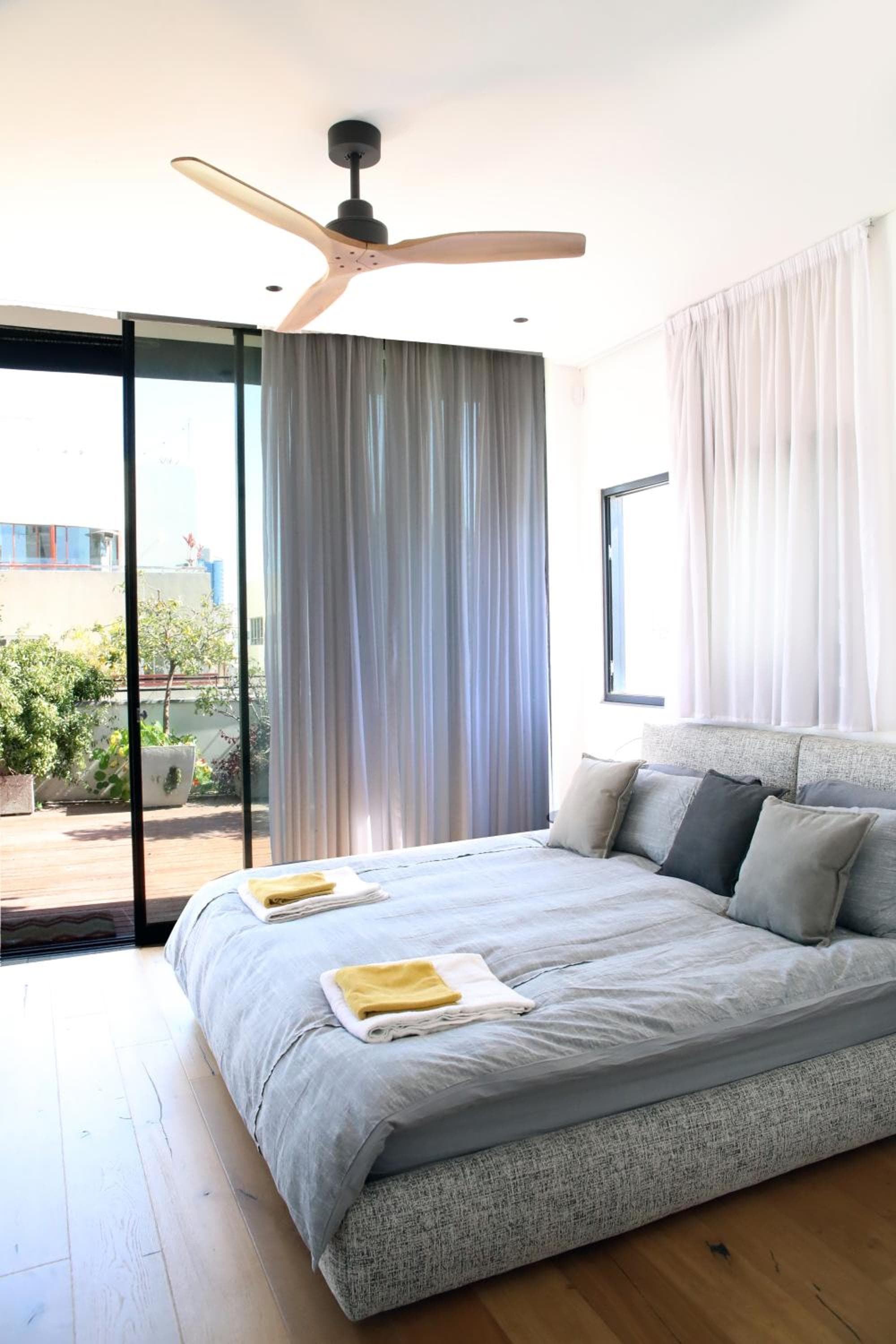 4BDR - Stunning & Magnificent Duplex Penthouse TLV photo 8