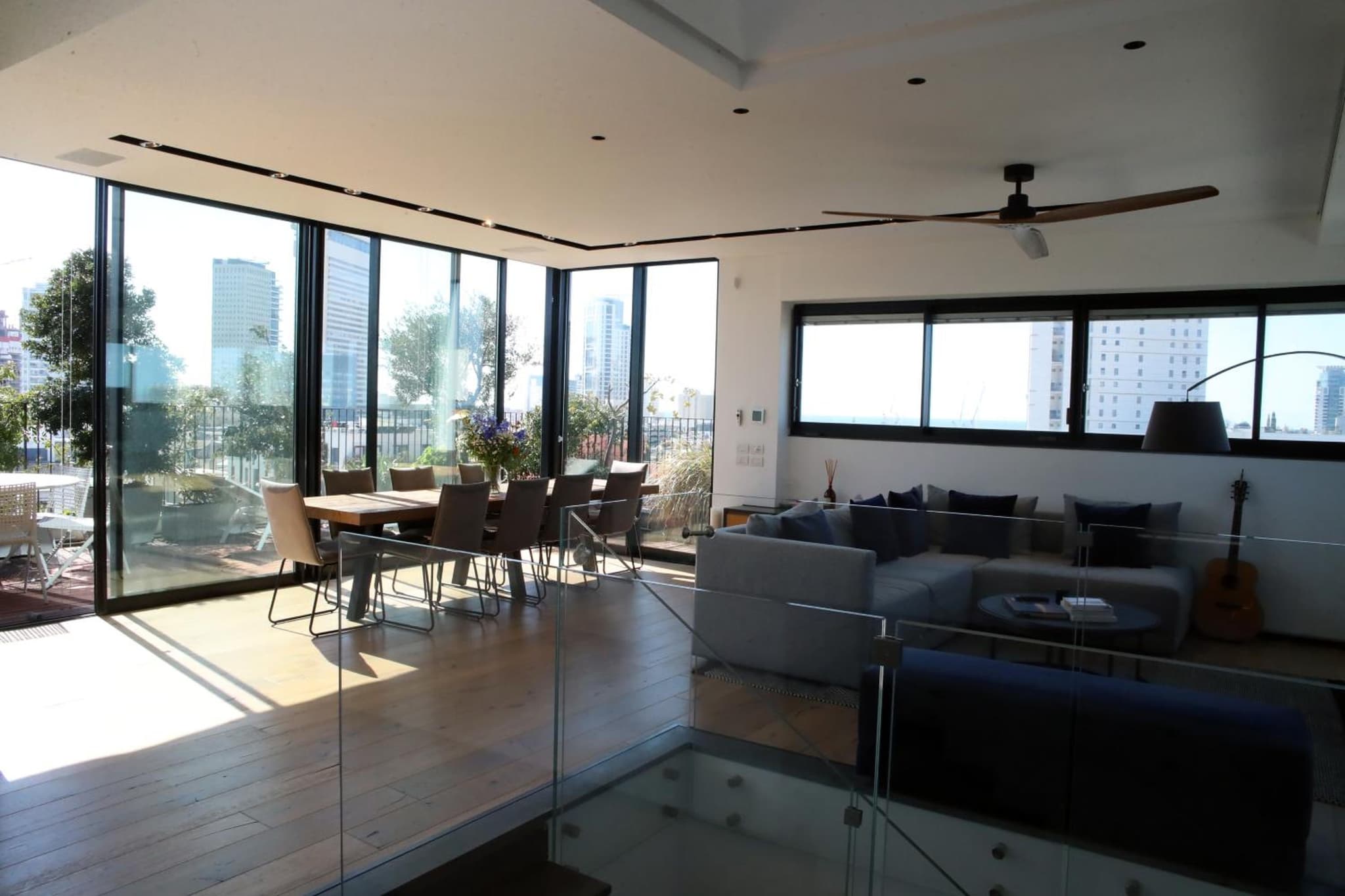 4BDR - Stunning & Magnificent Duplex Penthouse TLV photo 6
