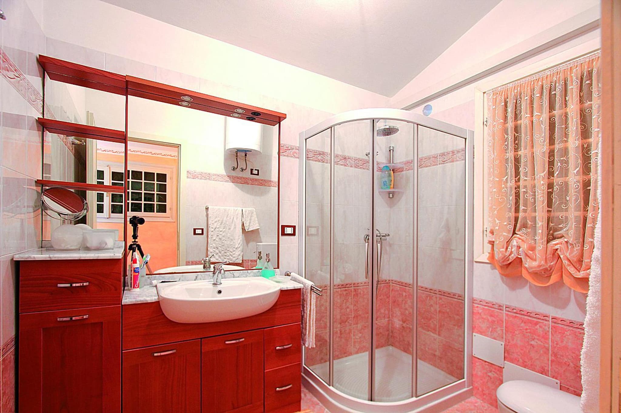 Villa Yellow photo 3