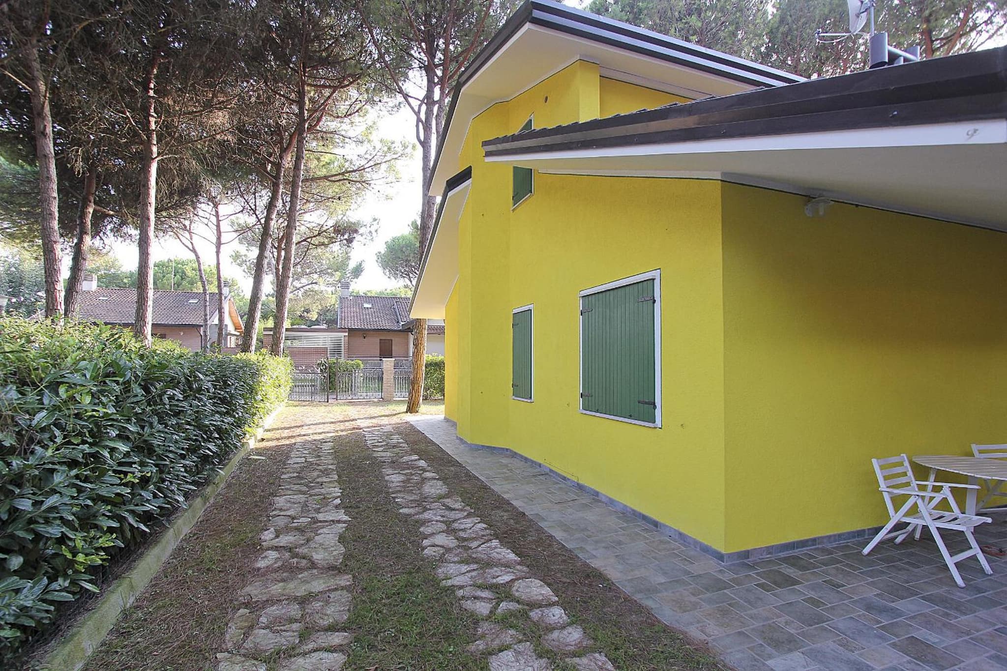 Villa Yellow photo 7