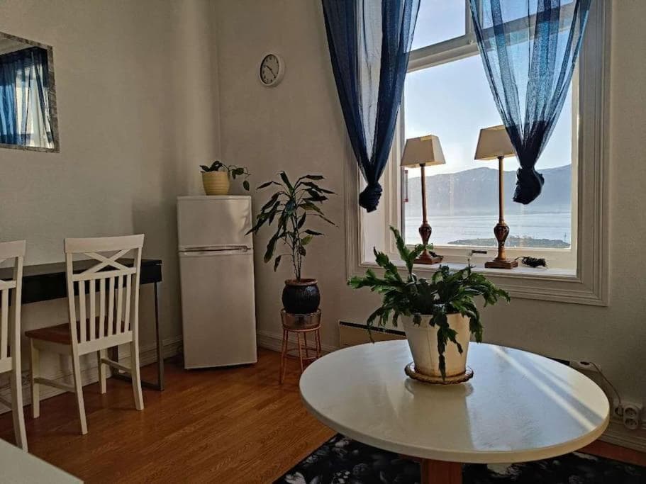 Ocean View, Central, Rustic