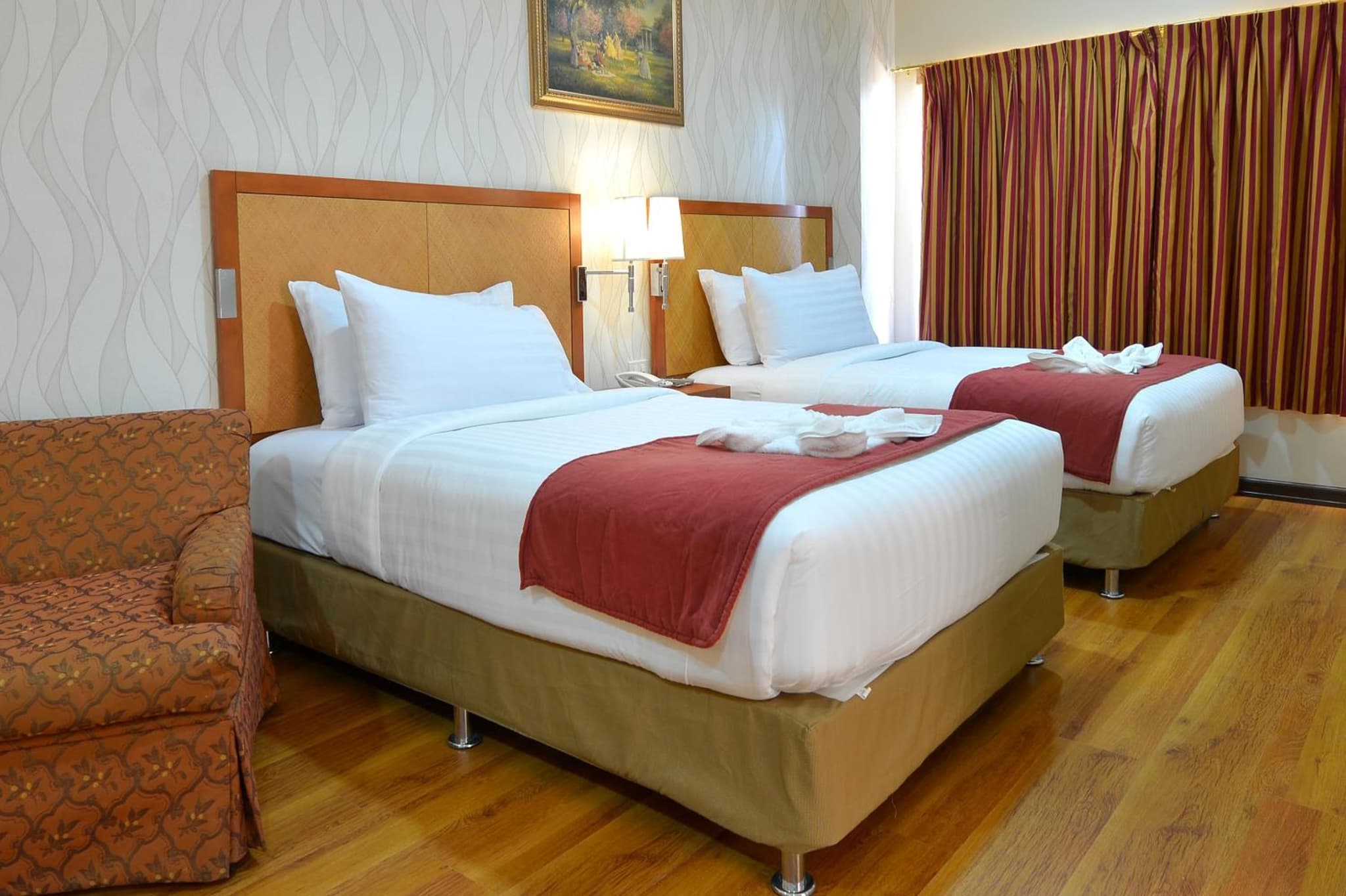 Royal Suites Condotel photo 9