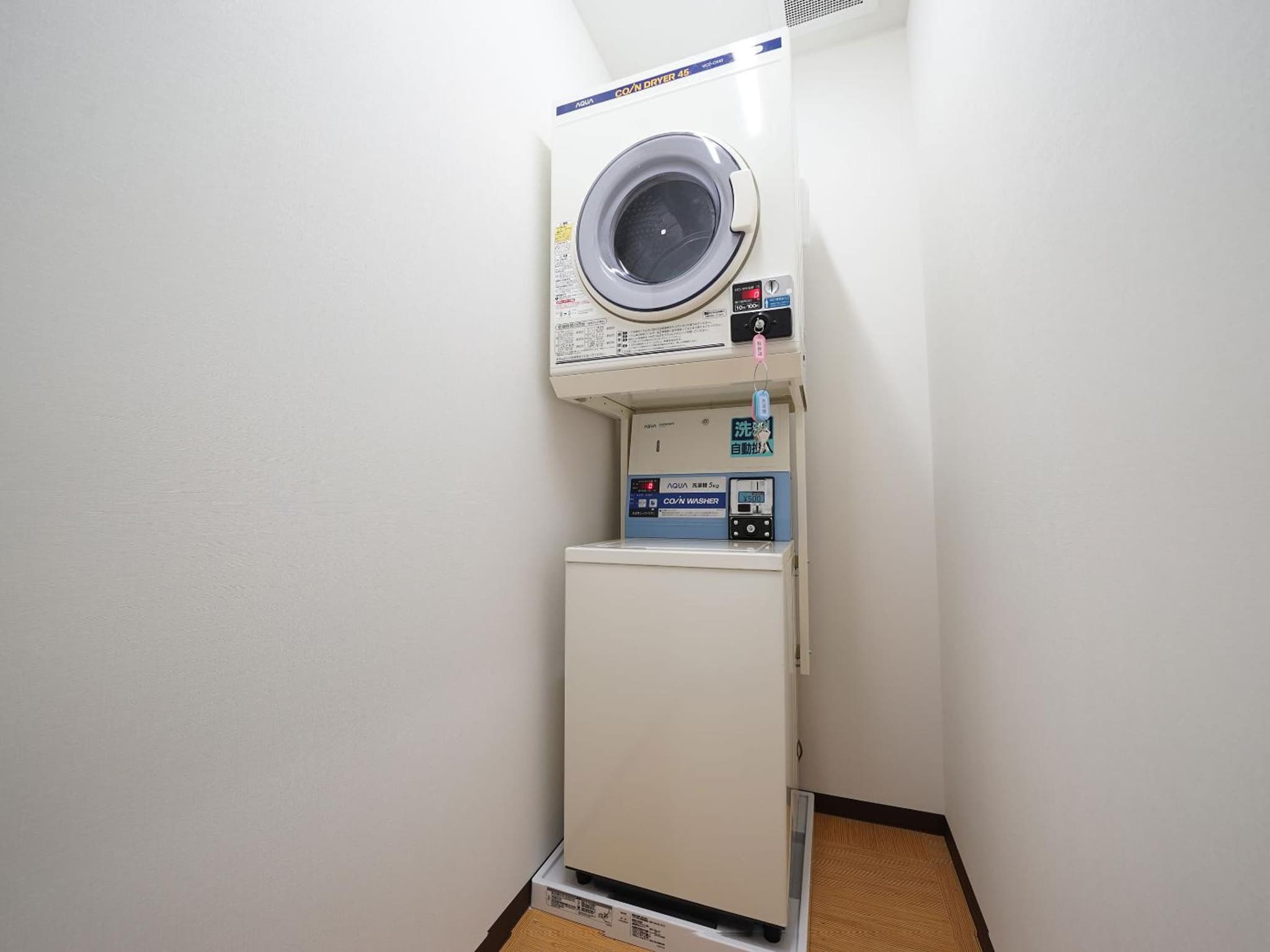 WELLCABIN TENJIN - Male Only photo 7