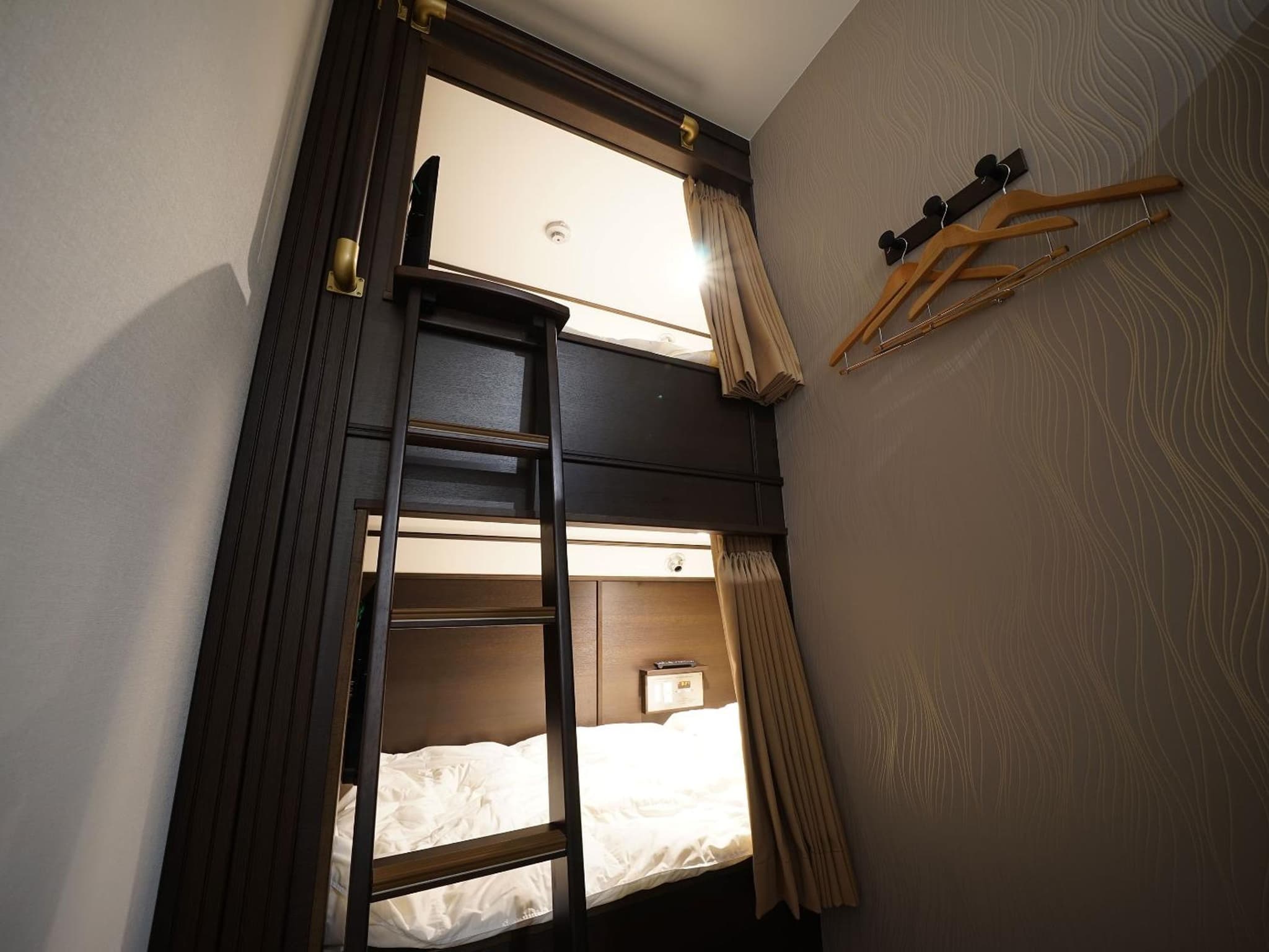 WELLCABIN TENJIN - Male Only photo 4
