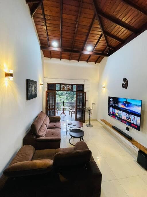 sunset villa photo 3