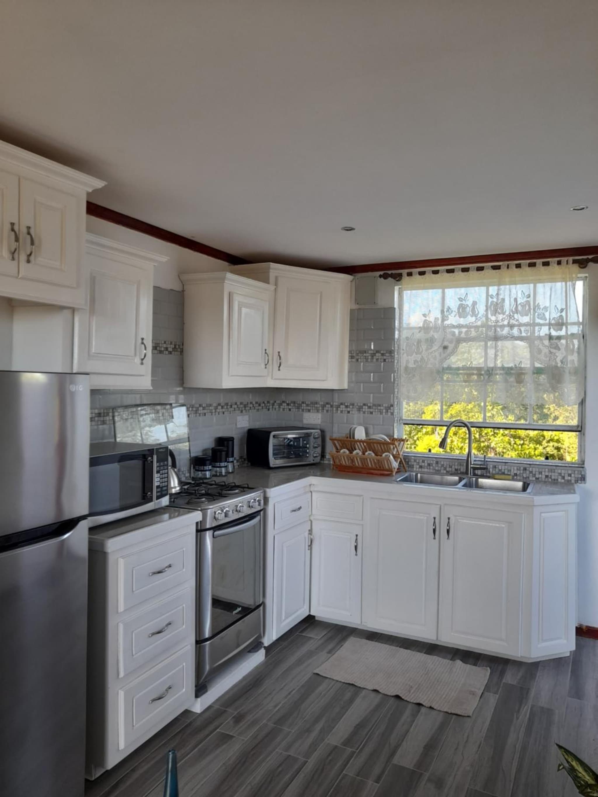 Eden Crest Villa photo 4