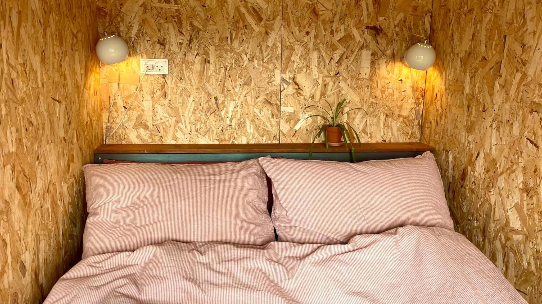 Cozy Tiny House on a farm photo 4
