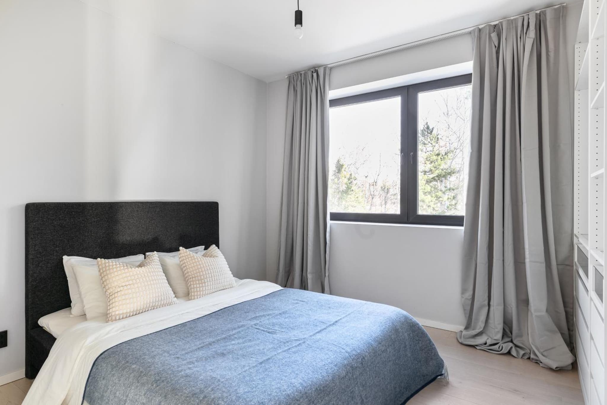 Stylish and spacious family home photo 7