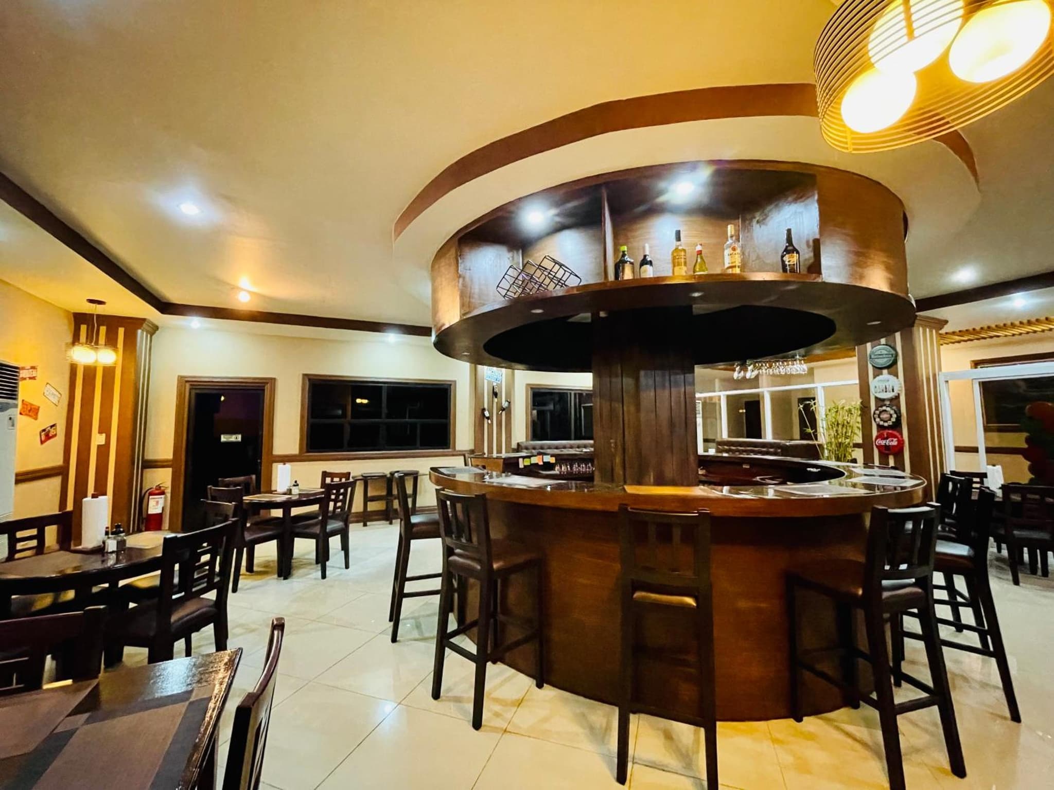 Drake Hotel Angeles City photo 5