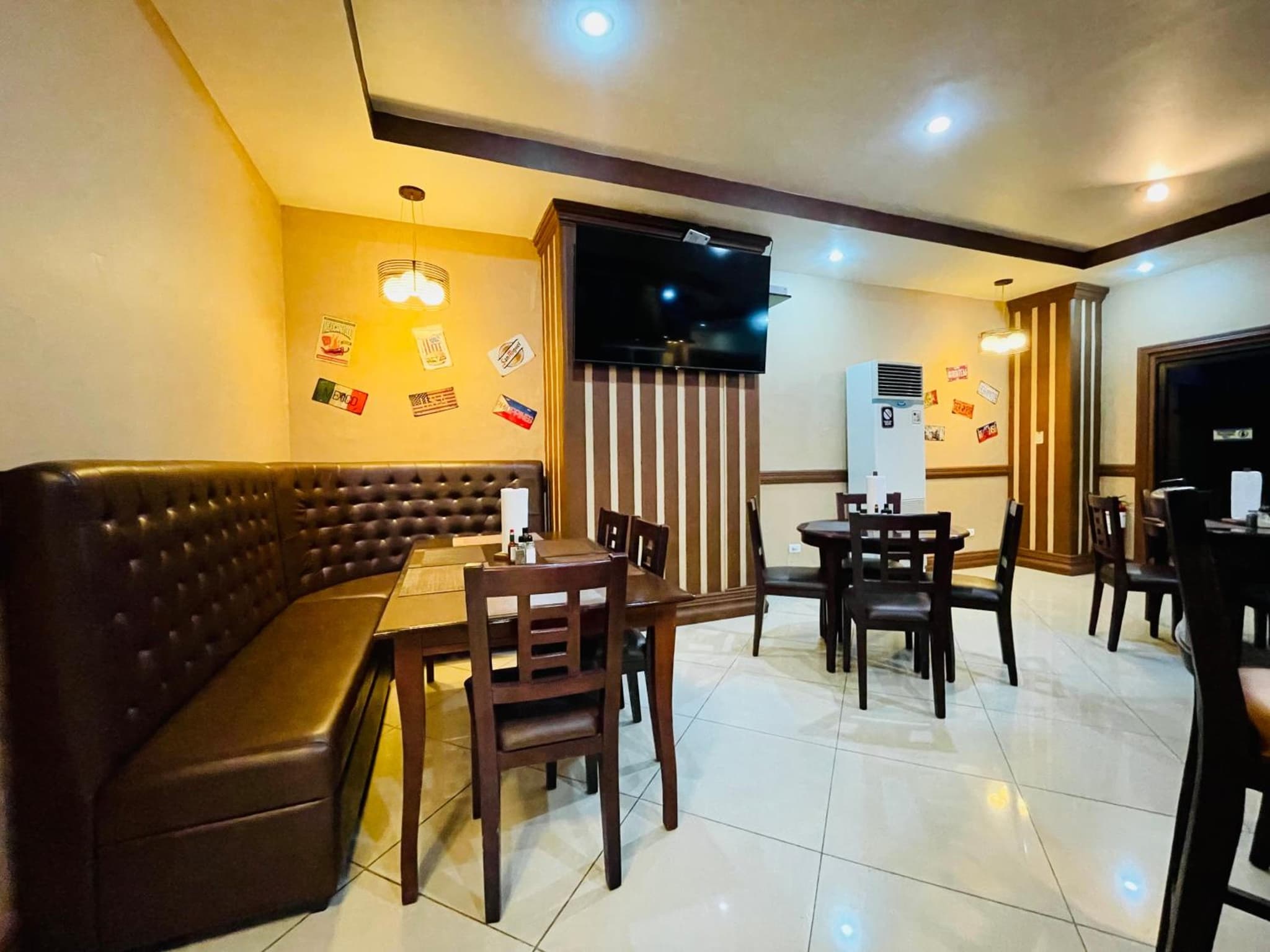 Drake Hotel Angeles City photo 2