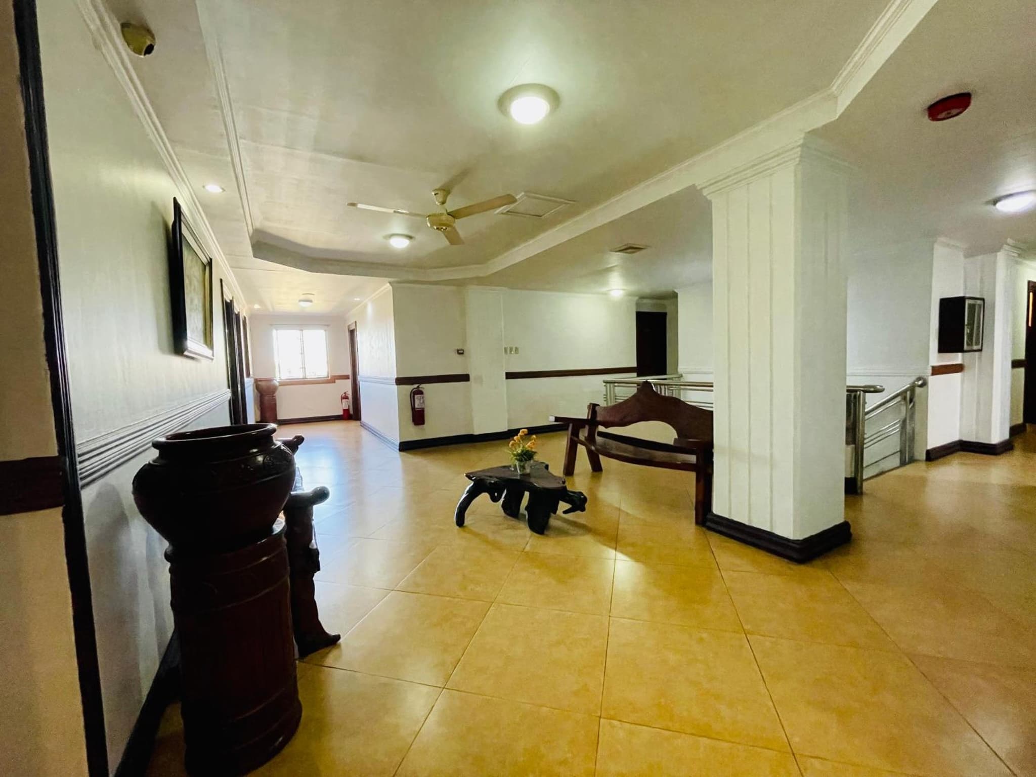 Drake Hotel Angeles City photo 8