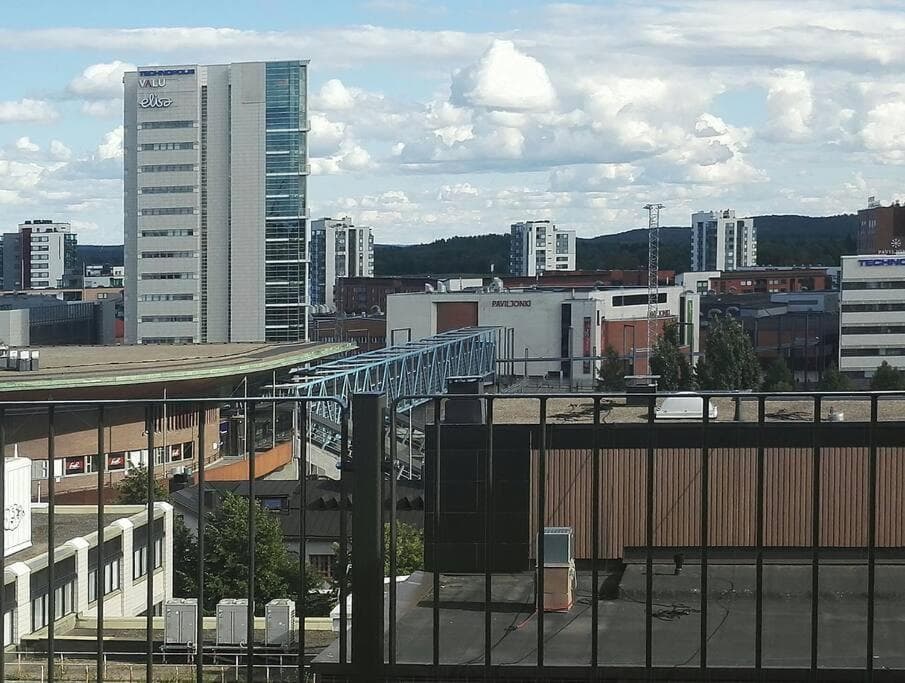 Moderni avara yksiö Jyväskylän ydinkeskustassa photo 5