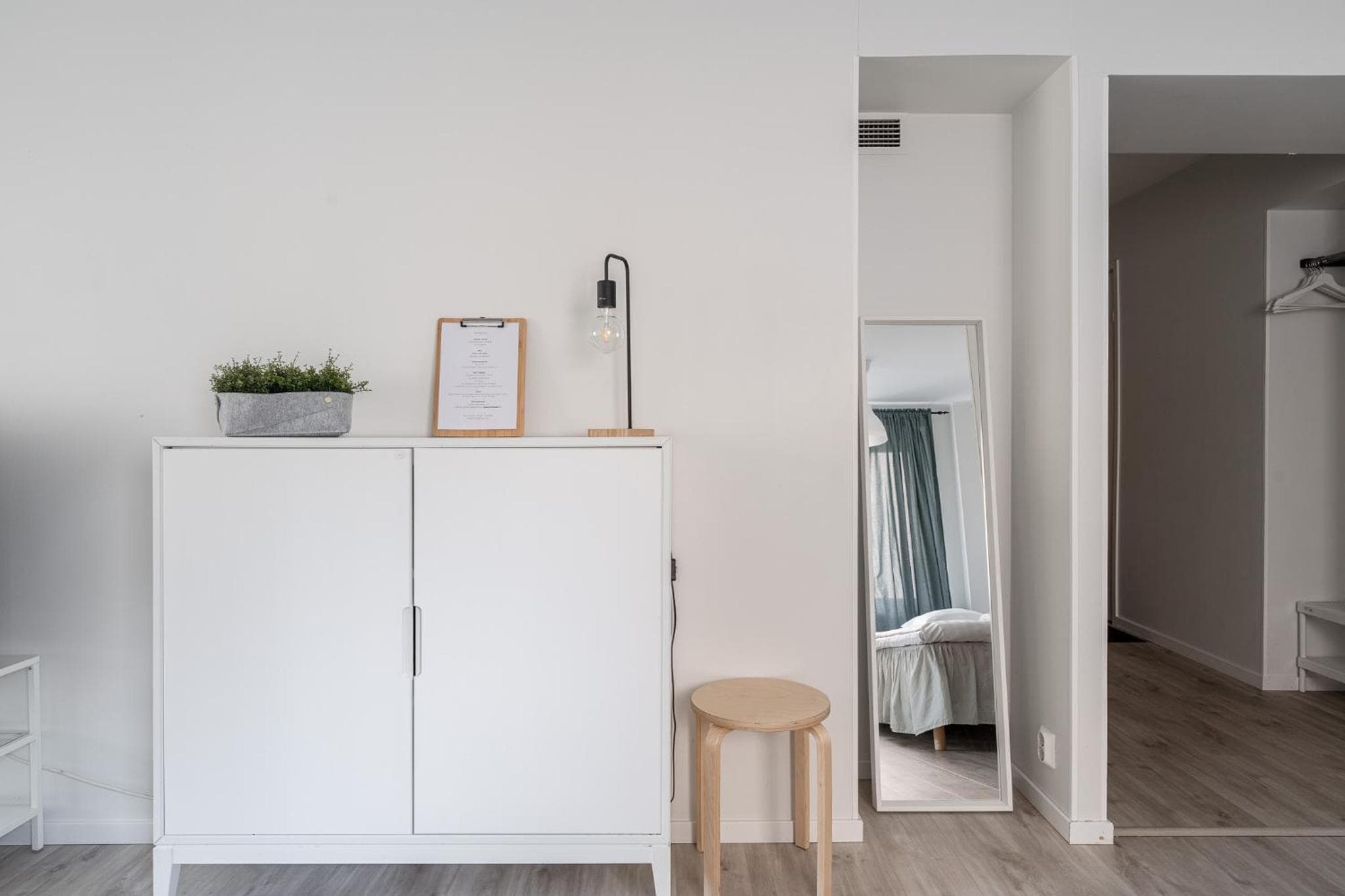 Spacious Downtown Apt with Balcony - Hosts 10 photo 8
