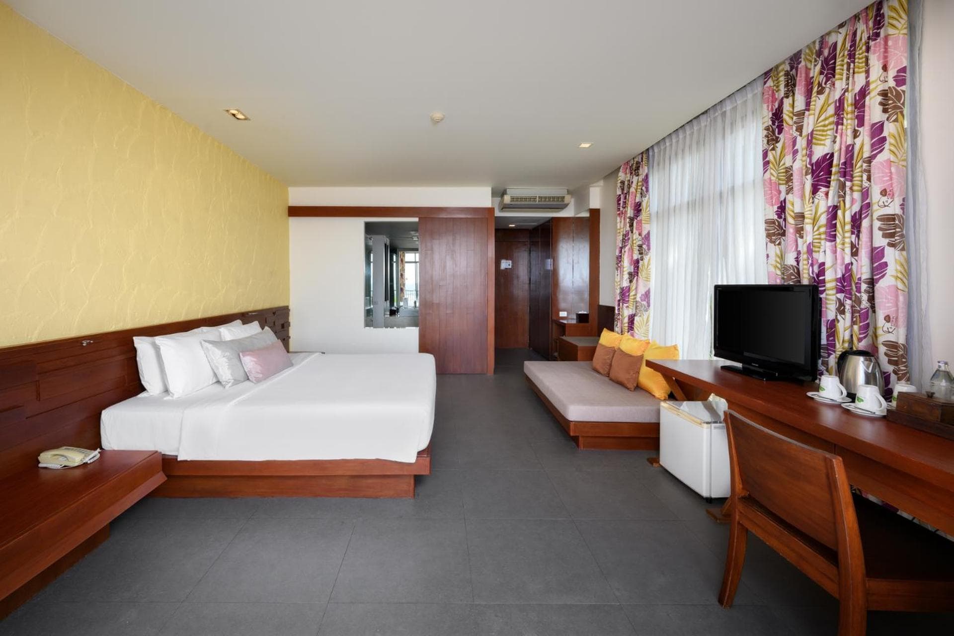 Karon Phunaka Resort photo 2