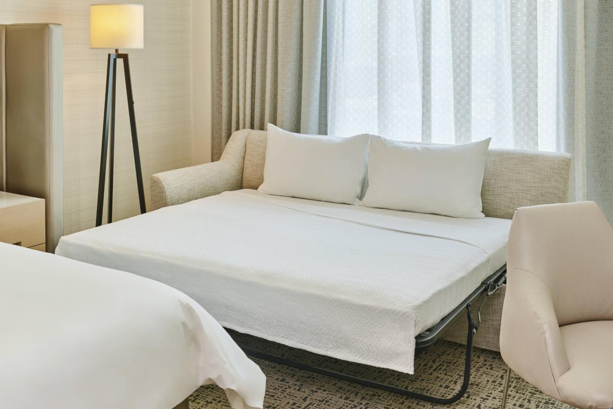Art Ovation Hotel, Autograph Collection photo 2