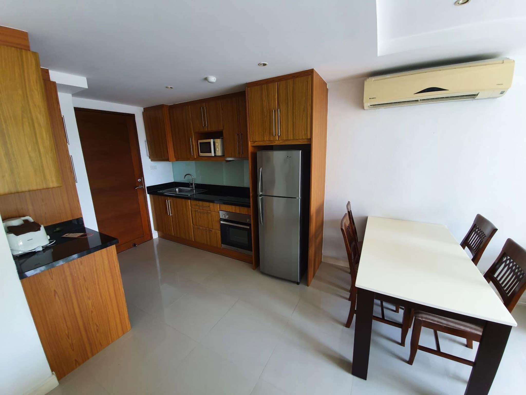 Jomtien Beach Penthouses photo 6