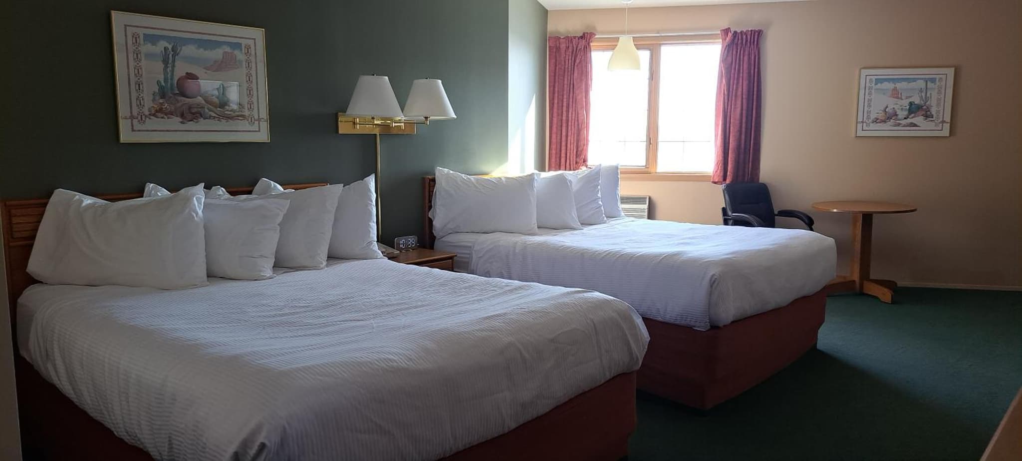 Travelodge by Wyndham Lacombe photo 2