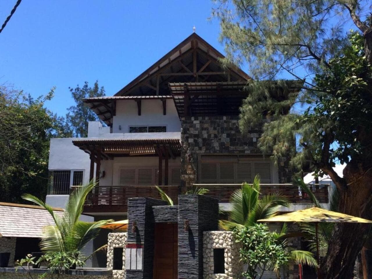 4 bedrooms Penthouse 50 meter to the beach by Dream Escapes