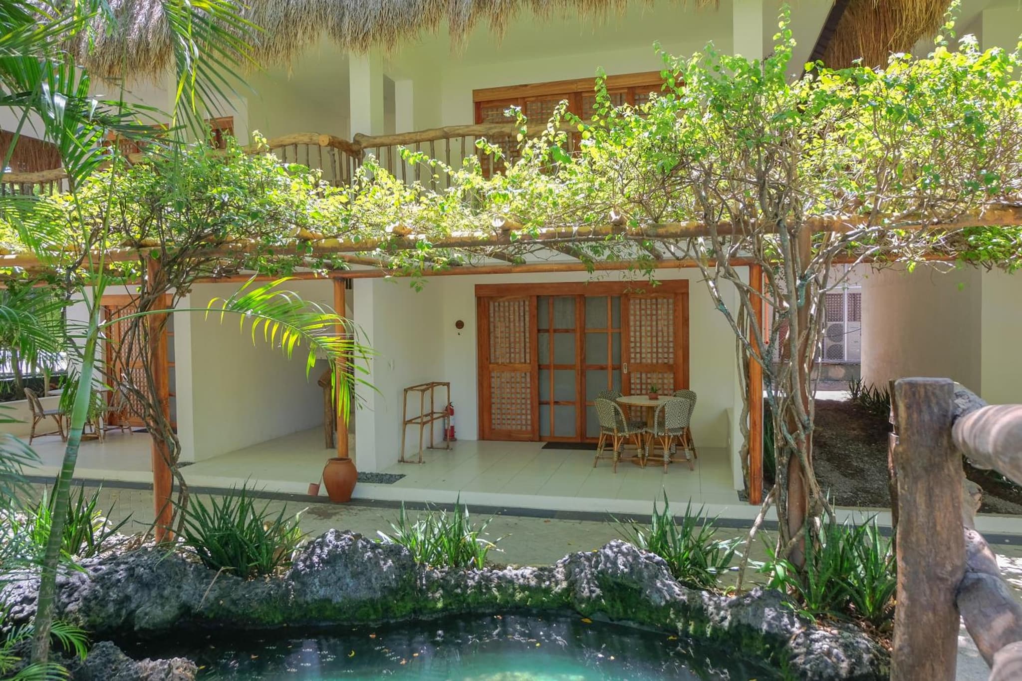 Bluewater Maribago Beach Resort photo 4