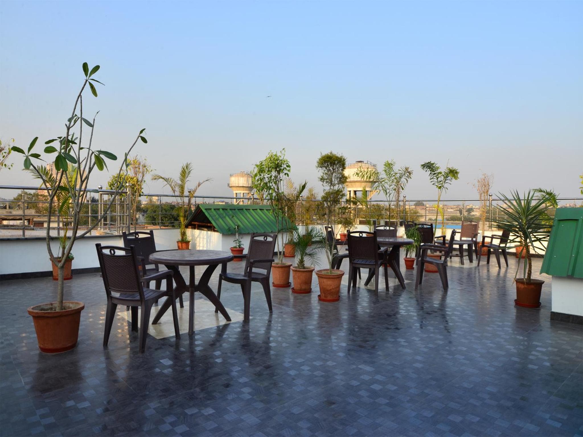 Hotel Shri Vinayak in City Centre at New Delhi Railway Station-By RCG Hotels photo 7