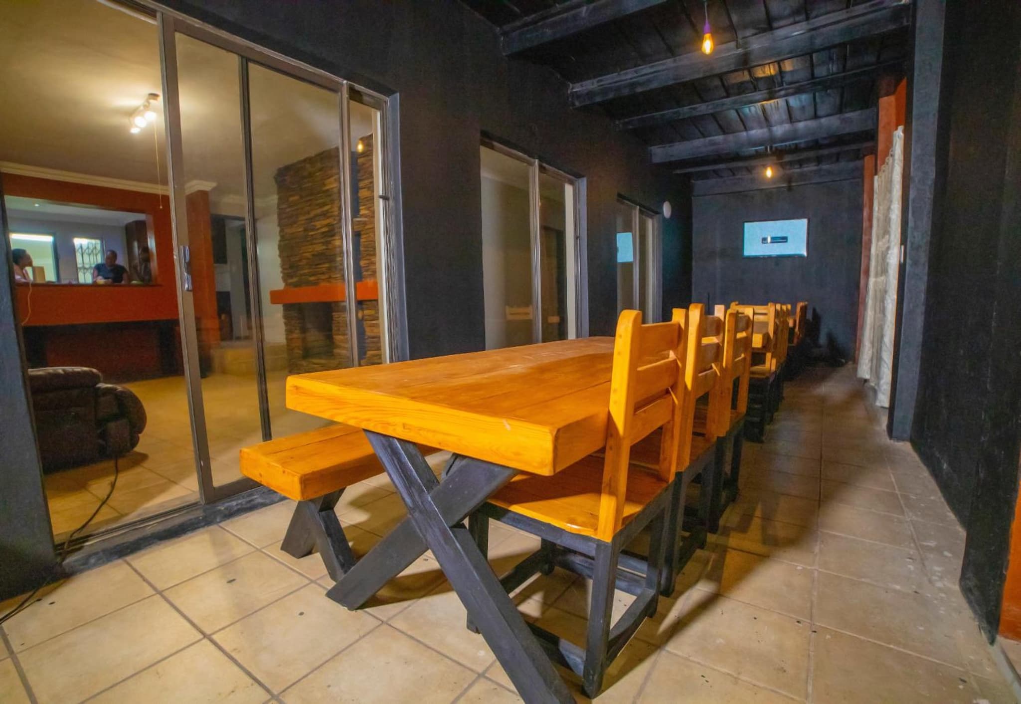 Adondo-fast accommodation photo 4