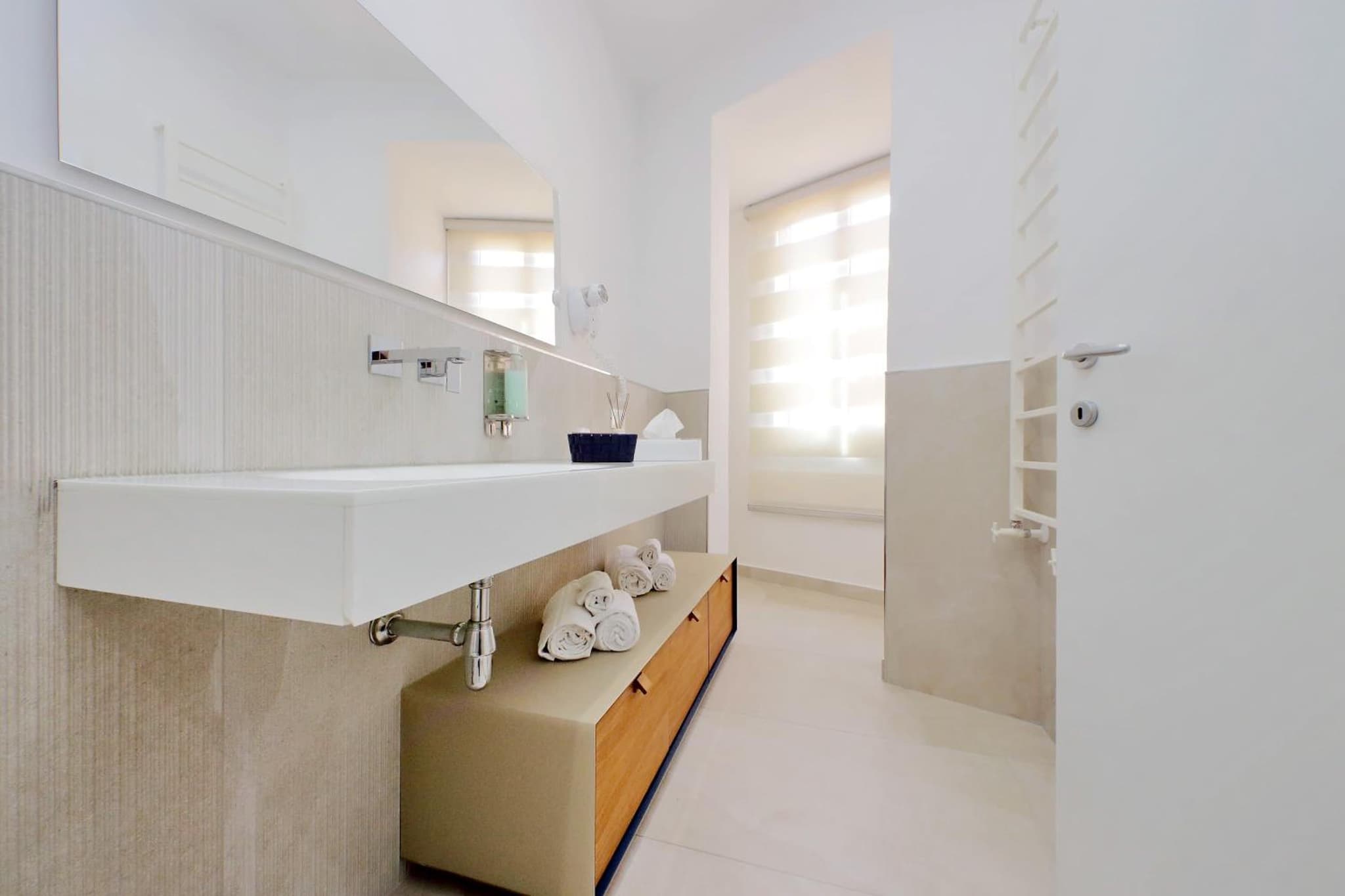 Trevi Rome Suite photo 3