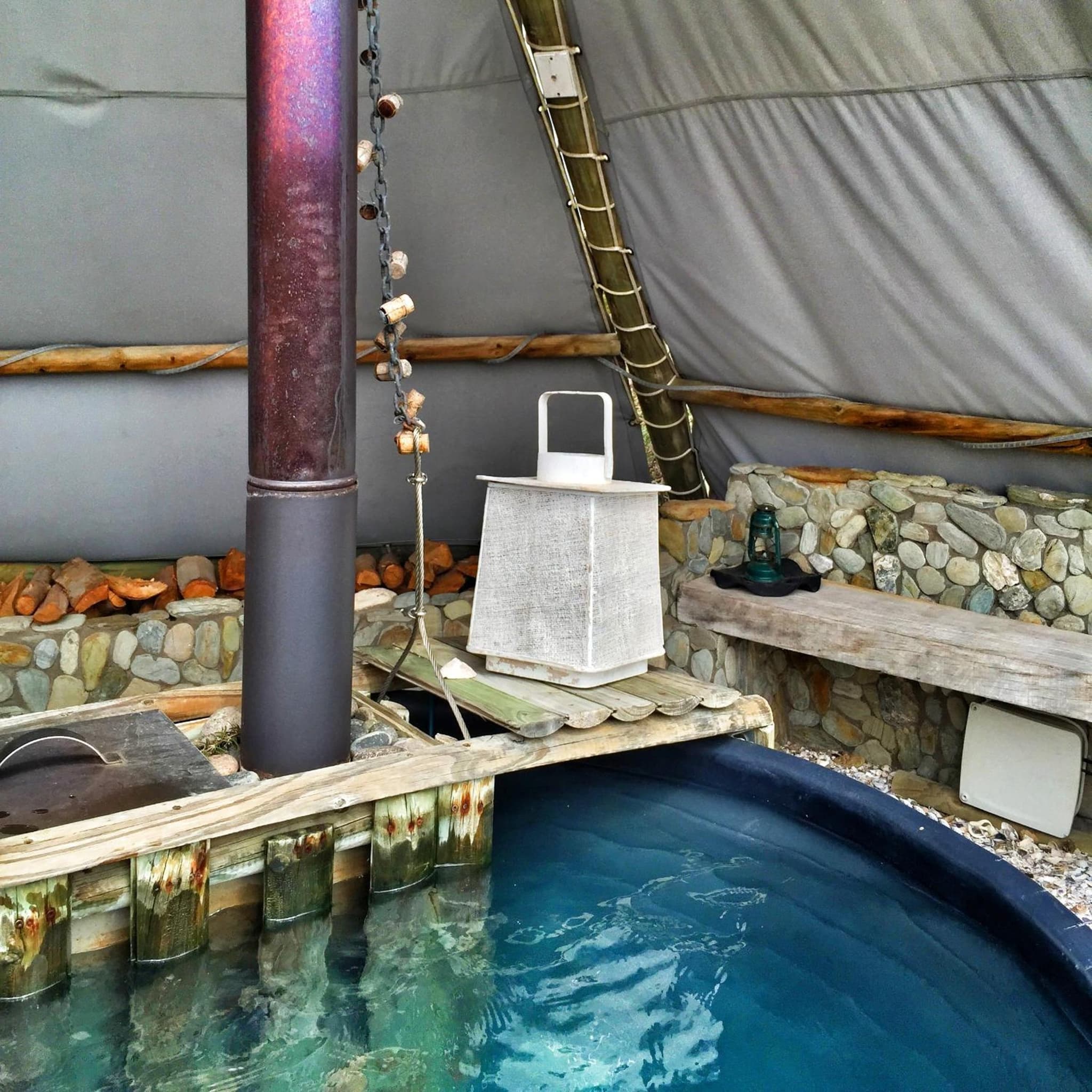 Farr Out Guest House photo 3
