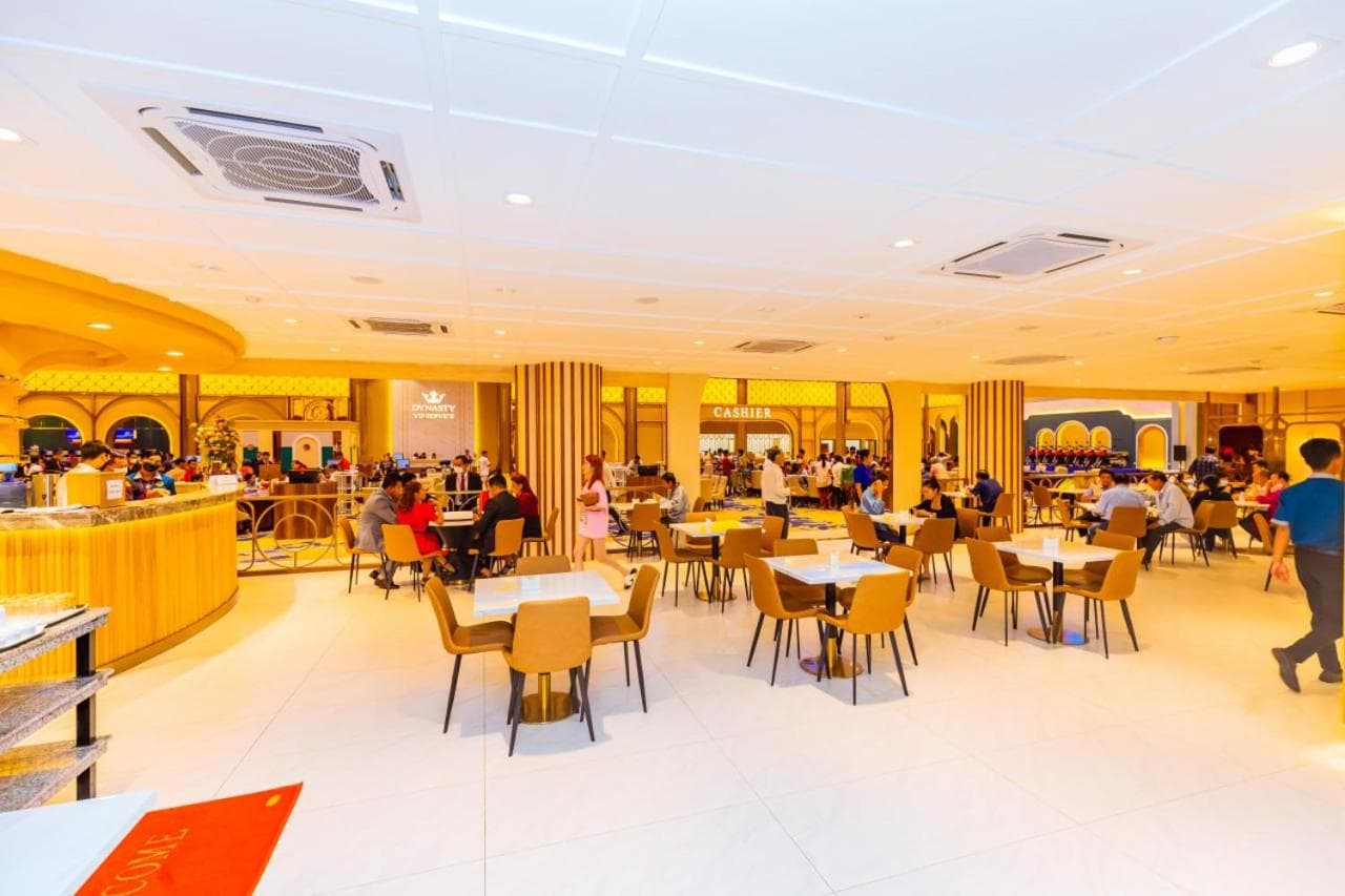 Dynasty Casino Hotel photo 4
