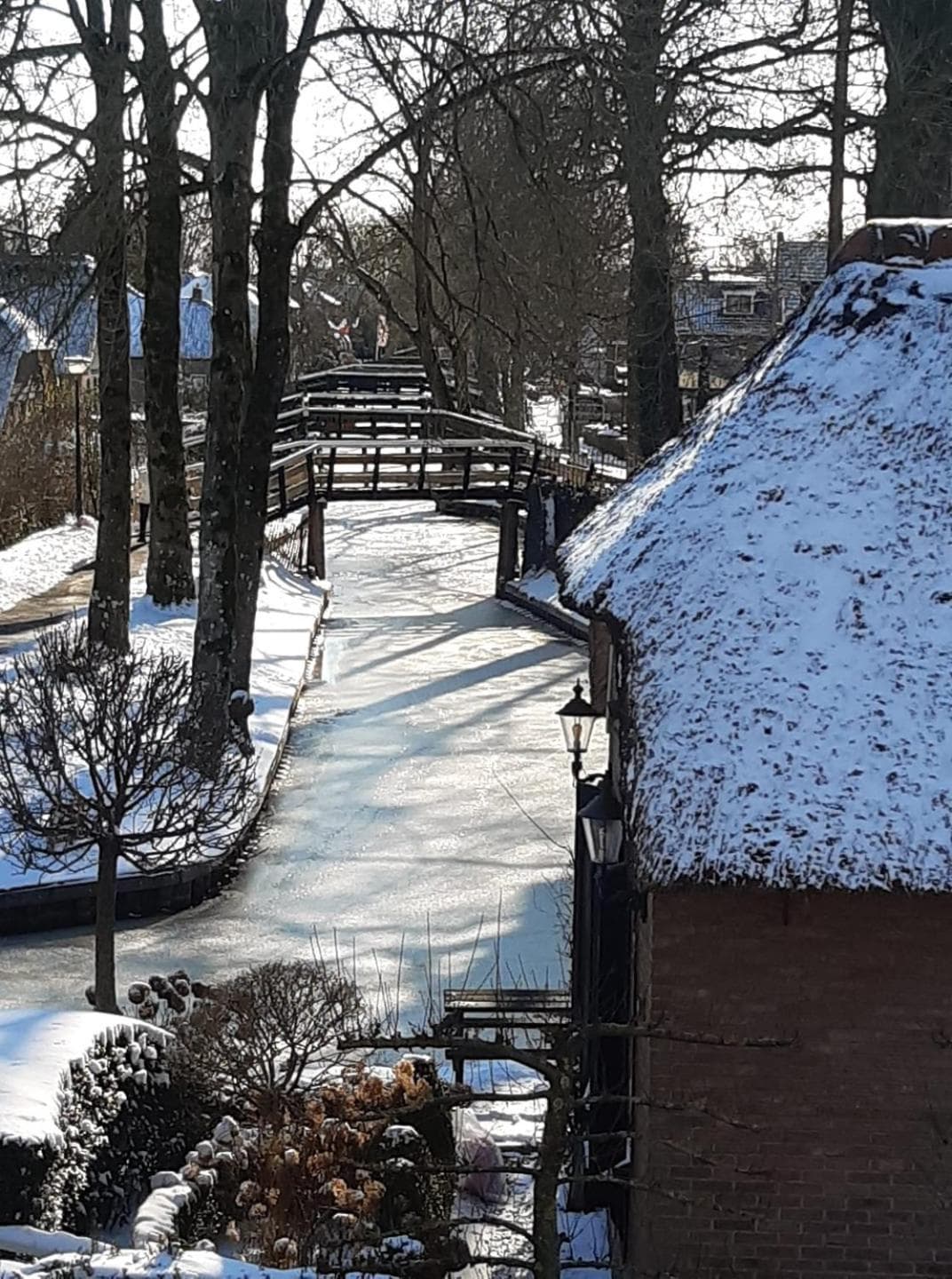 B&B Villa Giethoorn - canalview, privacy & parking photo 7