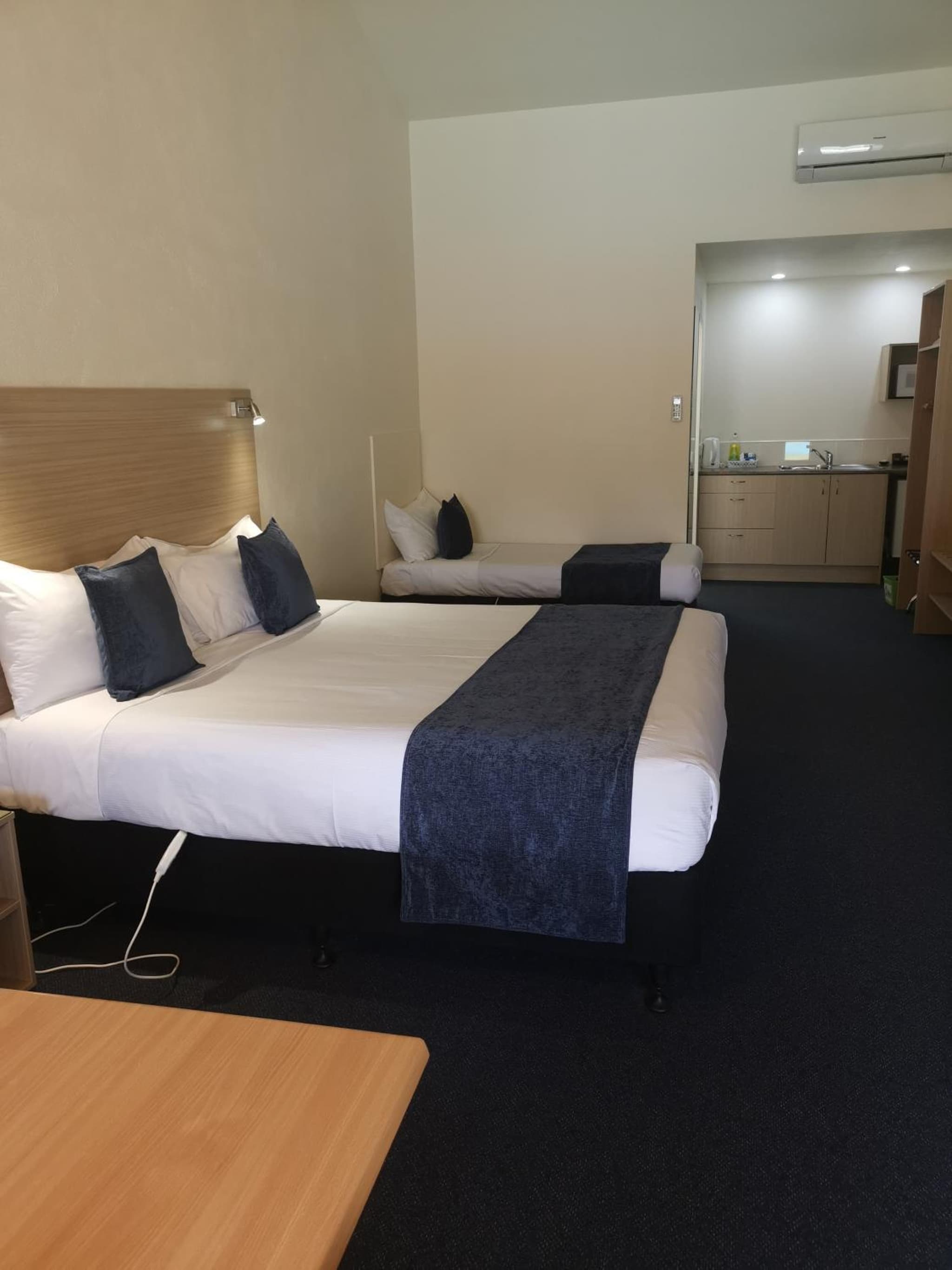 Captains Quarters Motor Inn photo 6