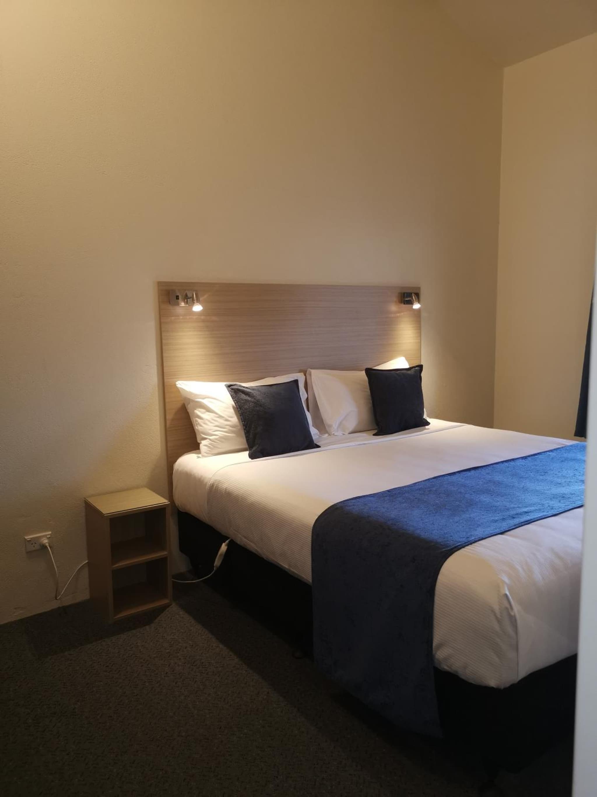 Captains Quarters Motor Inn photo 9